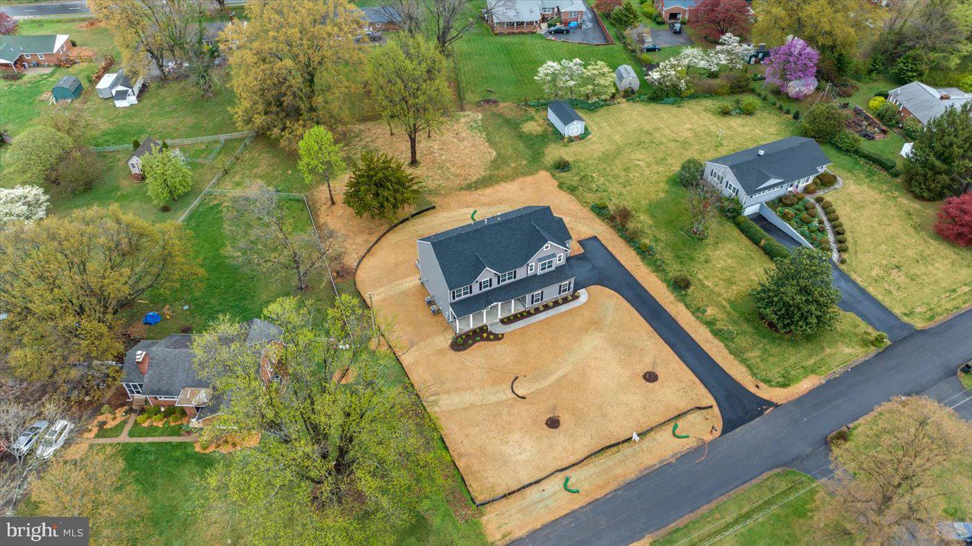 CRESTVIEW ESTATE - Residential