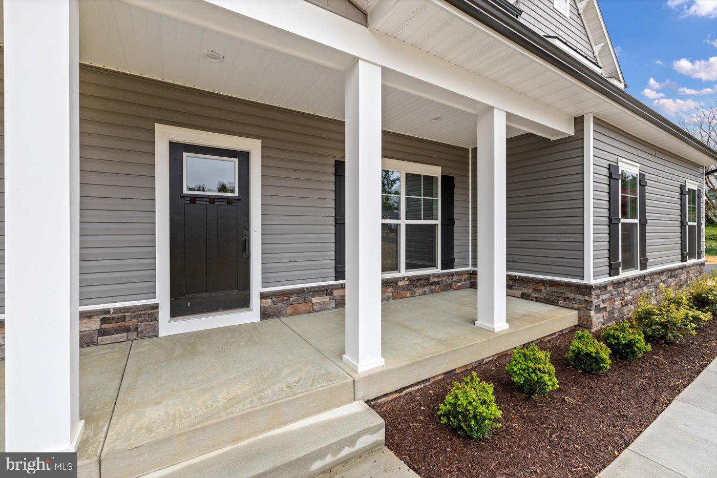 CRESTVIEW ESTATE - Residential