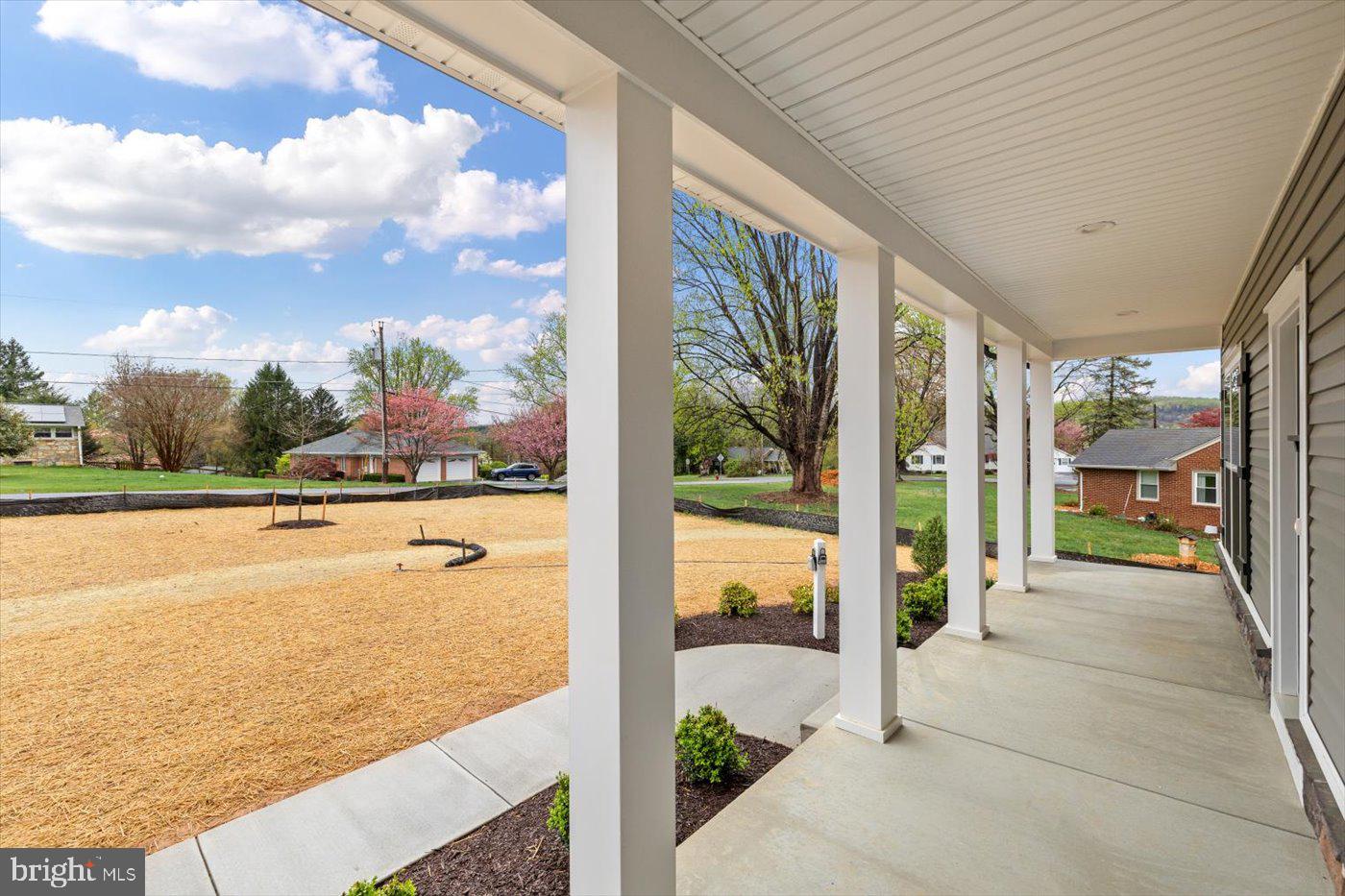 CRESTVIEW ESTATE - Residential