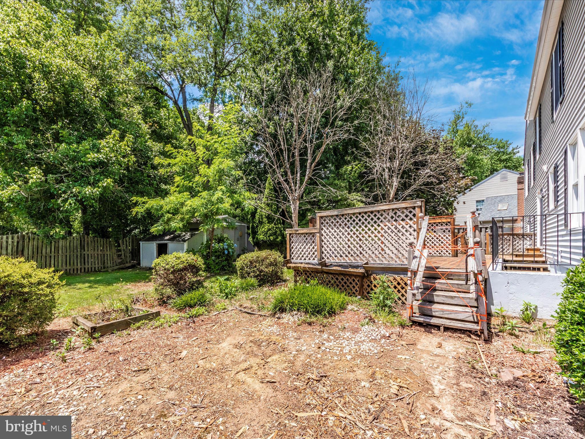 TALL OAKS CROSSING - Residential