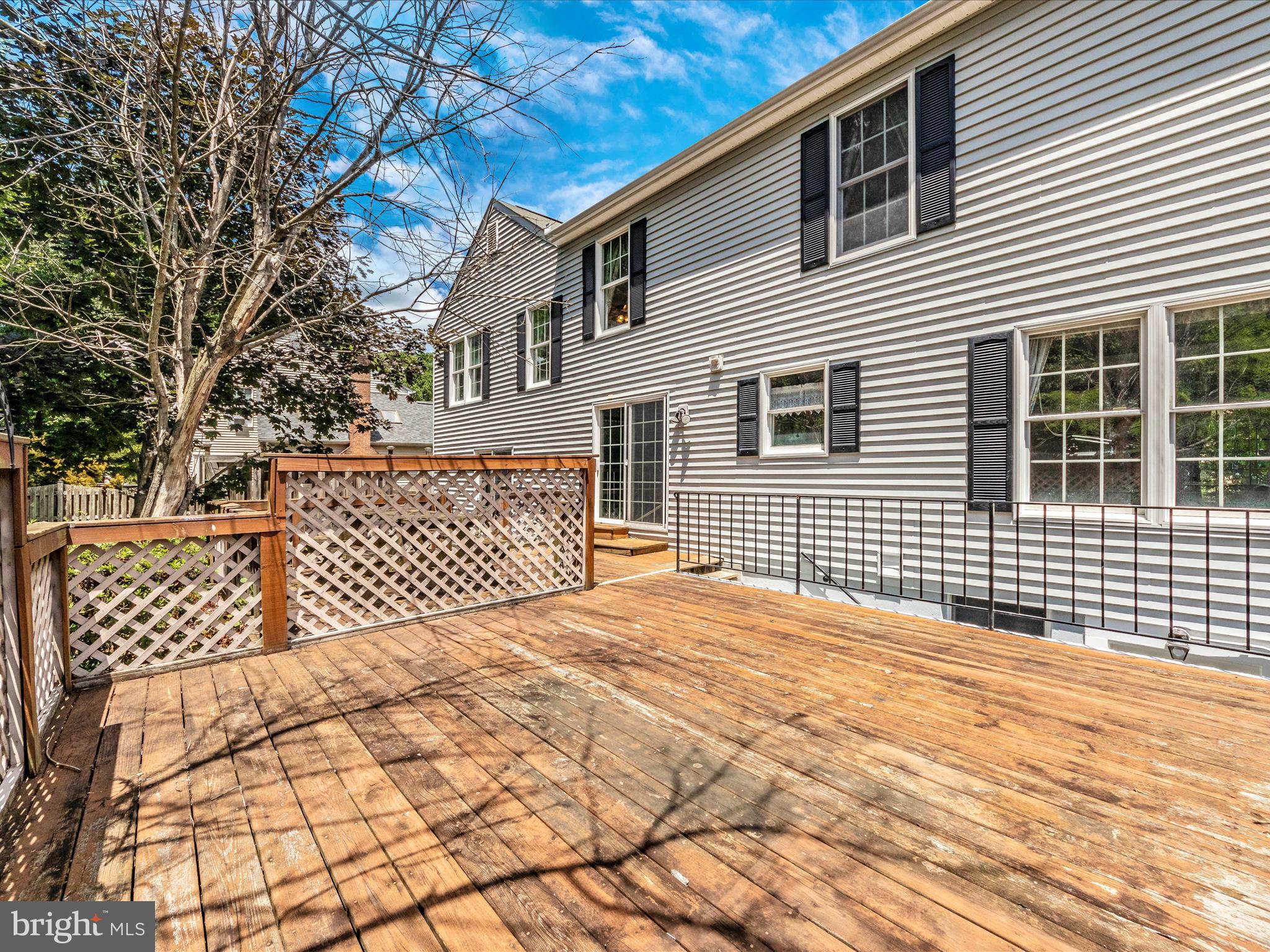 TALL OAKS CROSSING - Residential