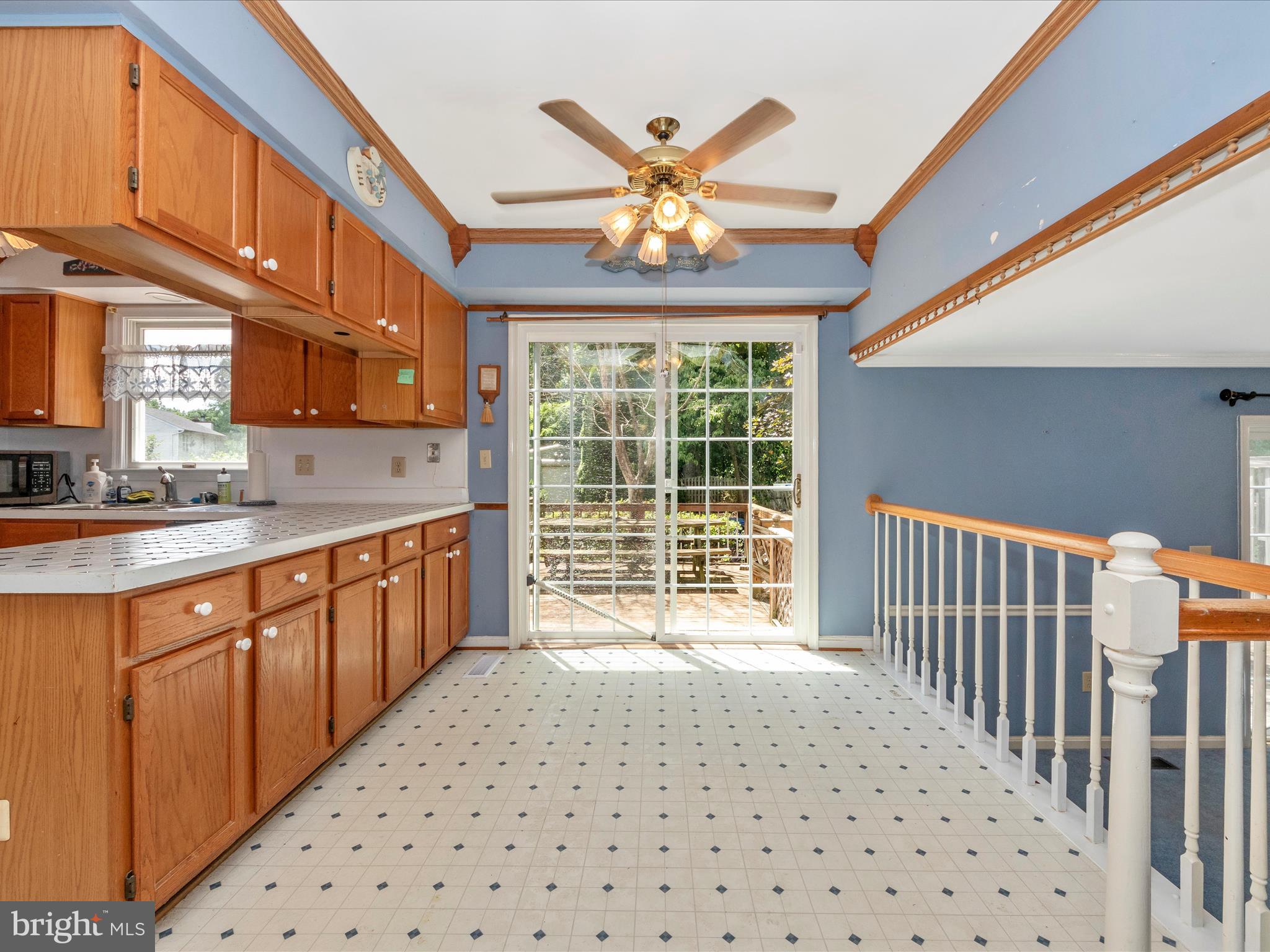 TALL OAKS CROSSING - Residential