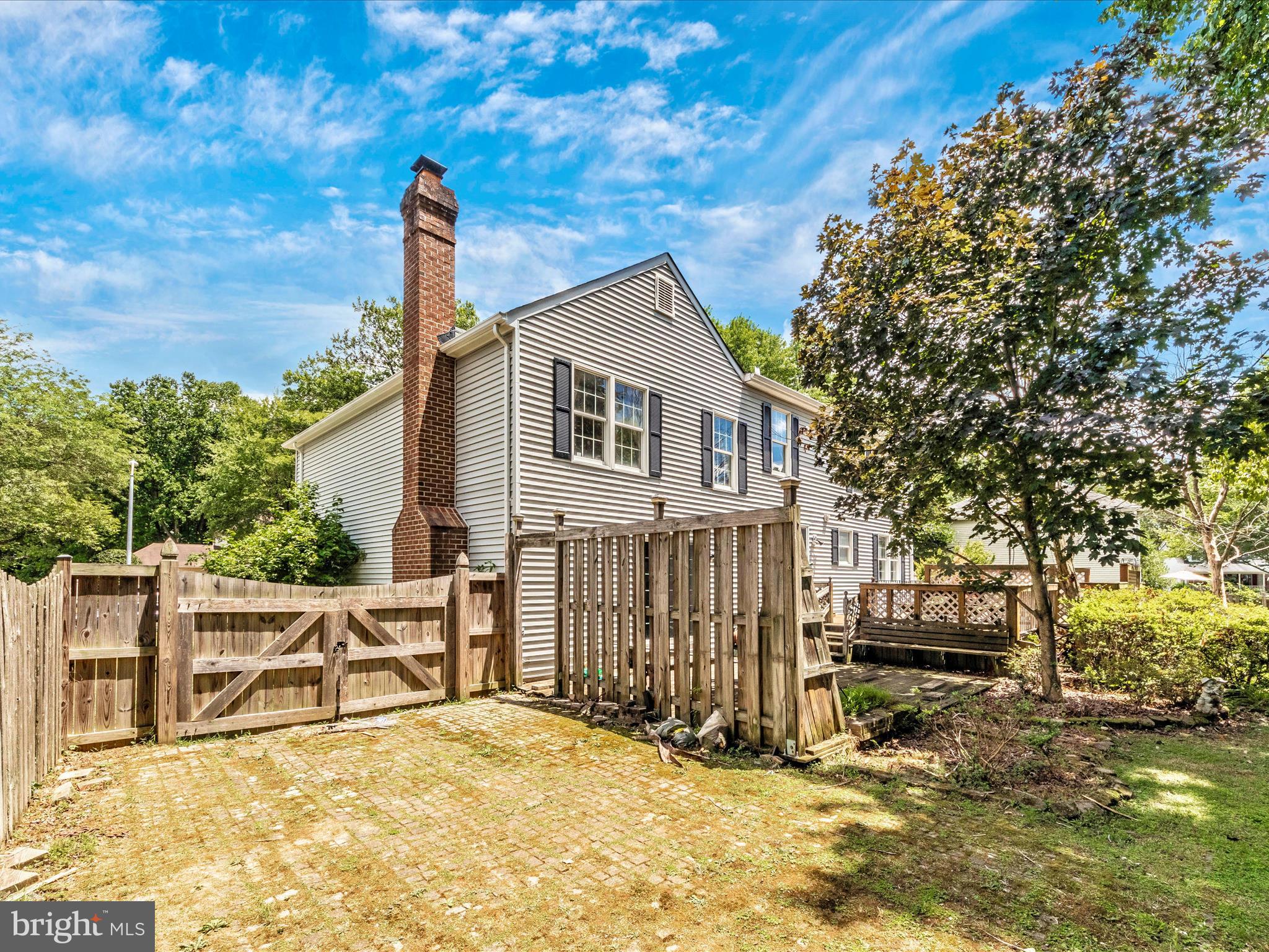 TALL OAKS CROSSING - Residential