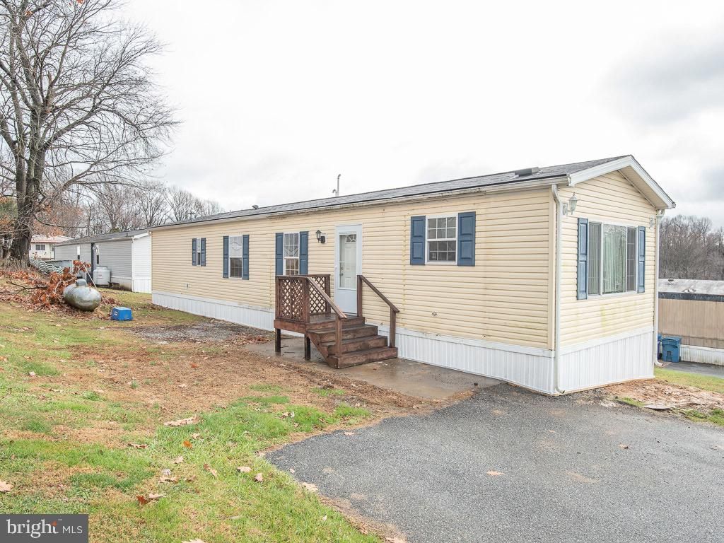 Photo of 15 ASHTON DR, NEW PROVIDENCE, PA 17560 (MLS # PALA2028842)