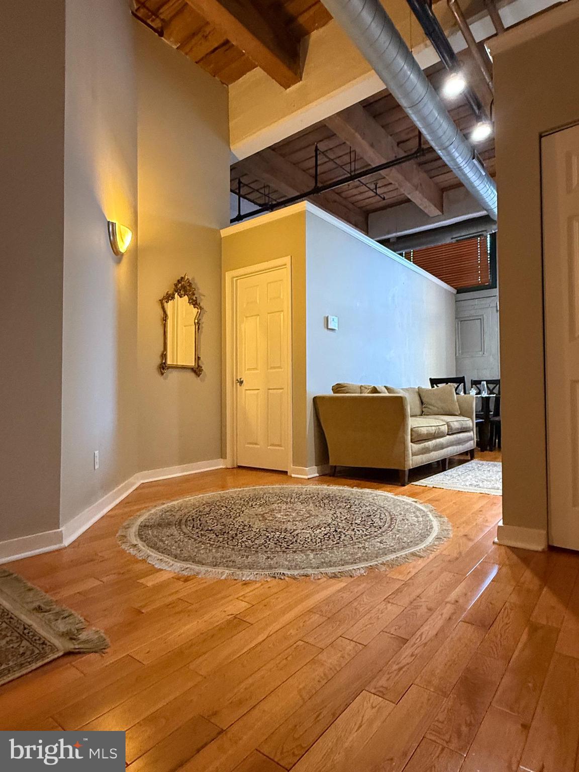 1010 ARCH STREET 304