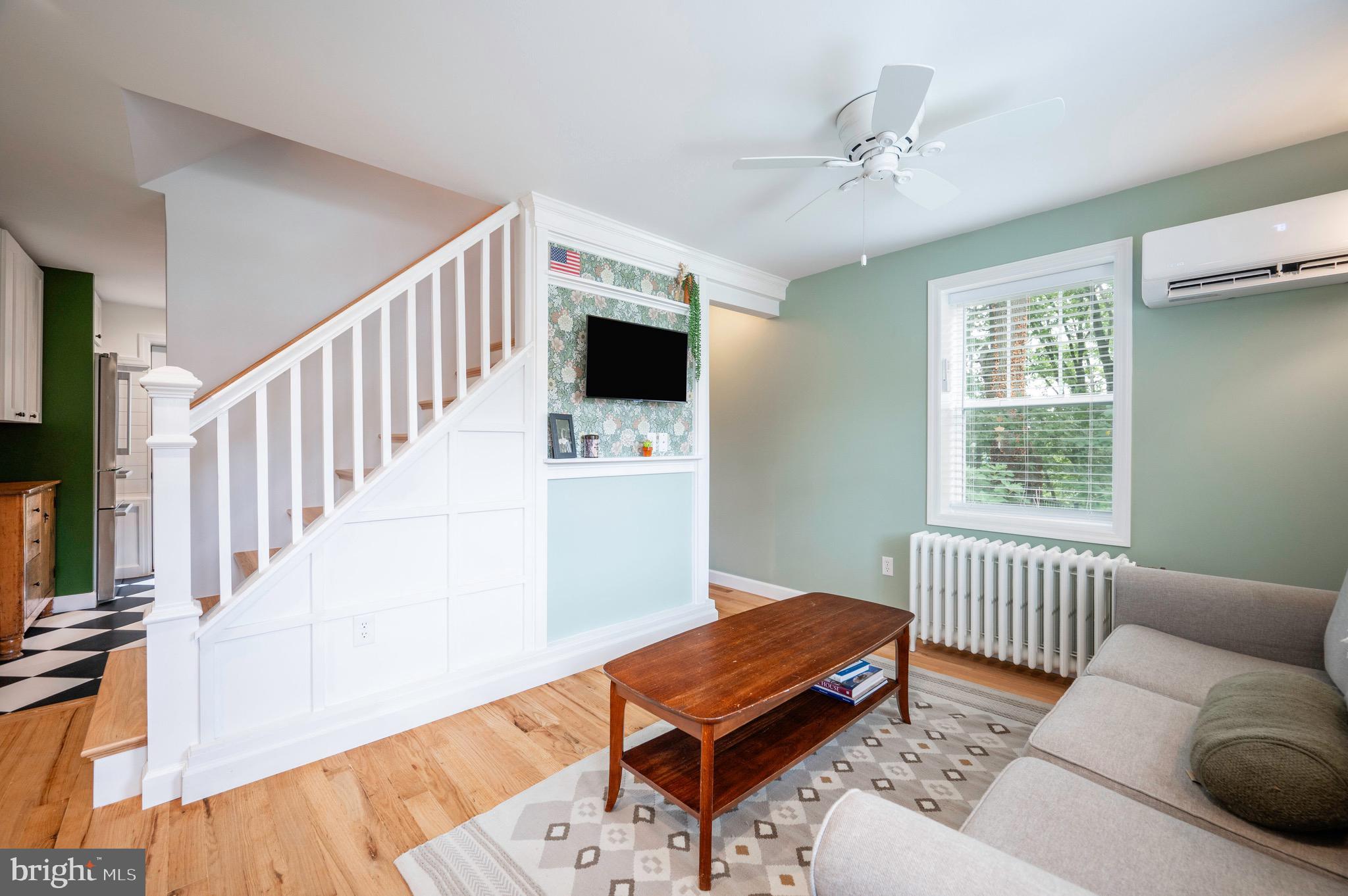 2444 S OAKLAND STREET