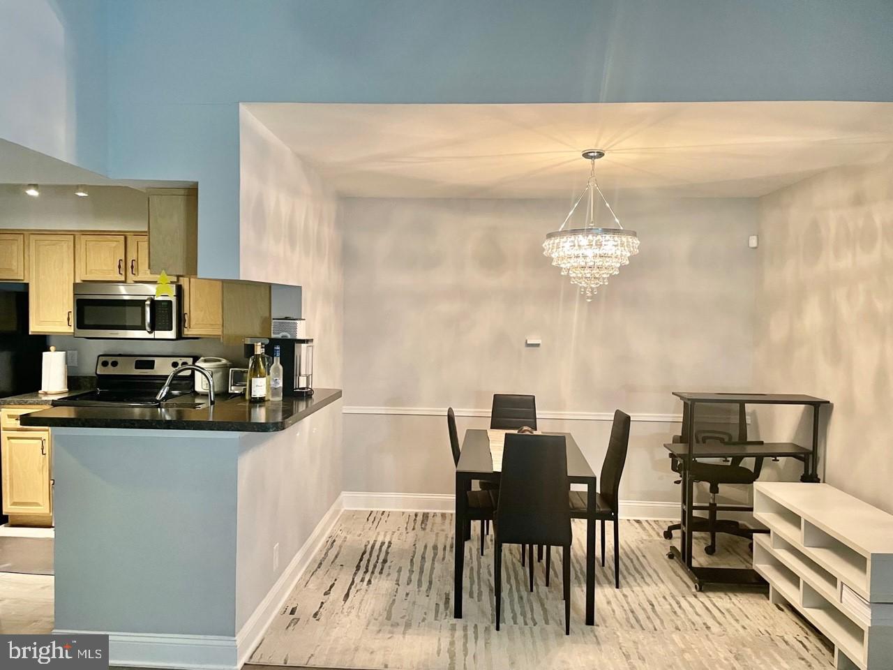 POINTE AT PARK CENTER - Residential Lease