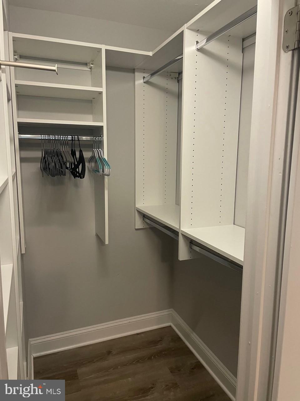 POINTE AT PARK CENTER - Residential Lease