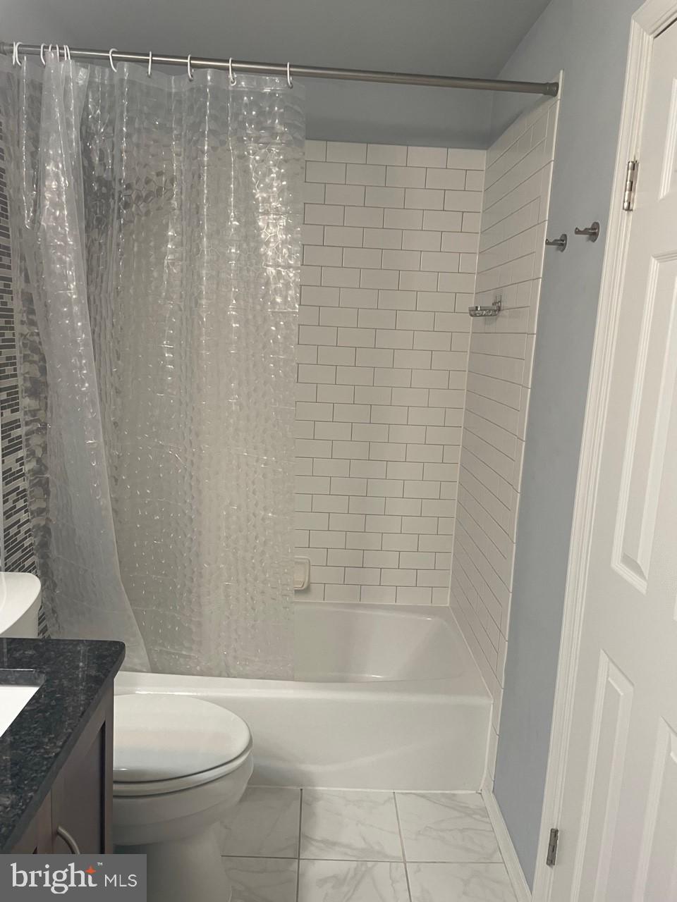 POINTE AT PARK CENTER - Residential Lease