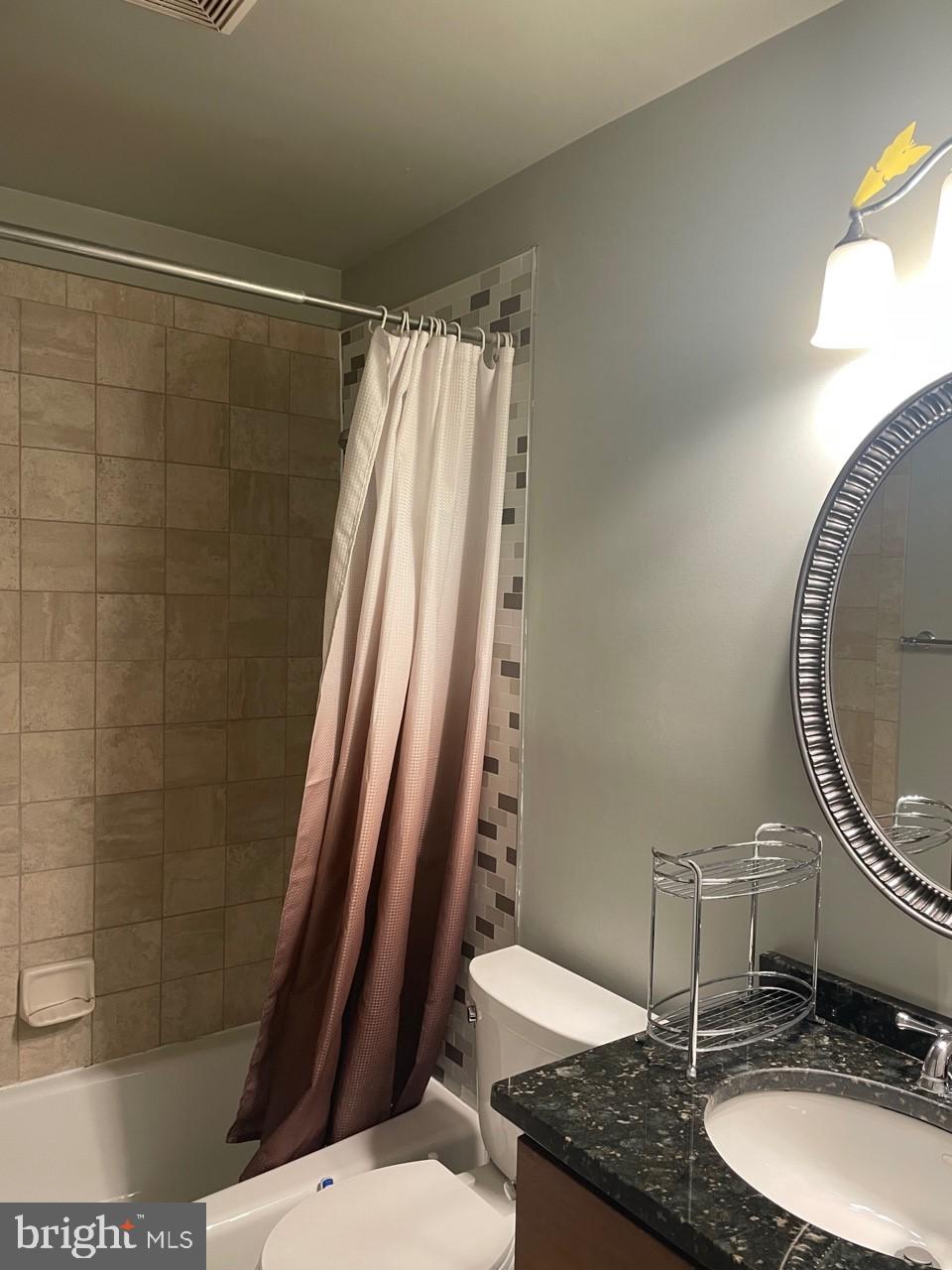 POINTE AT PARK CENTER - Residential Lease