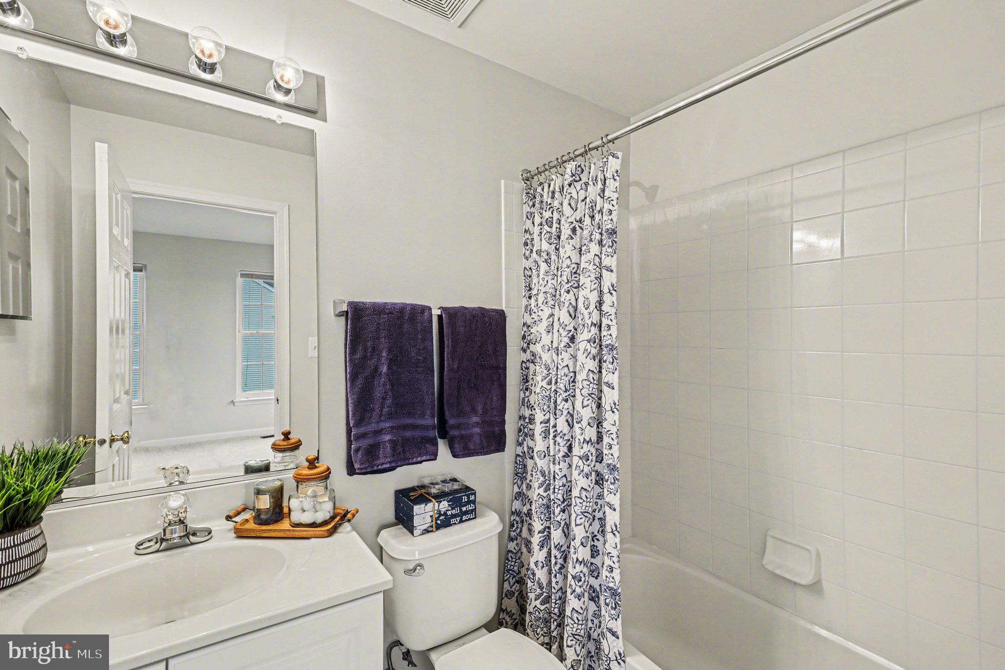 SOUTH RIDING - Residential