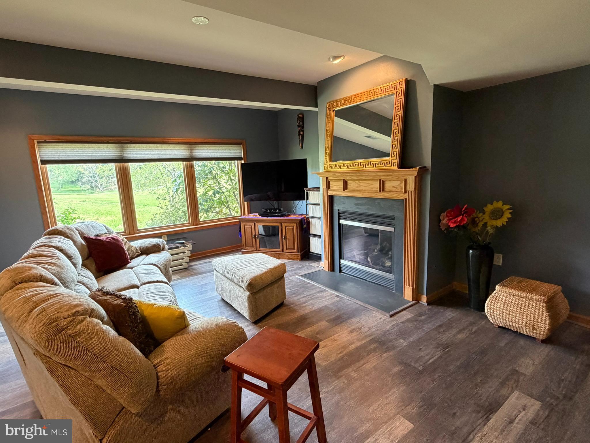 THE WOODS - Residential