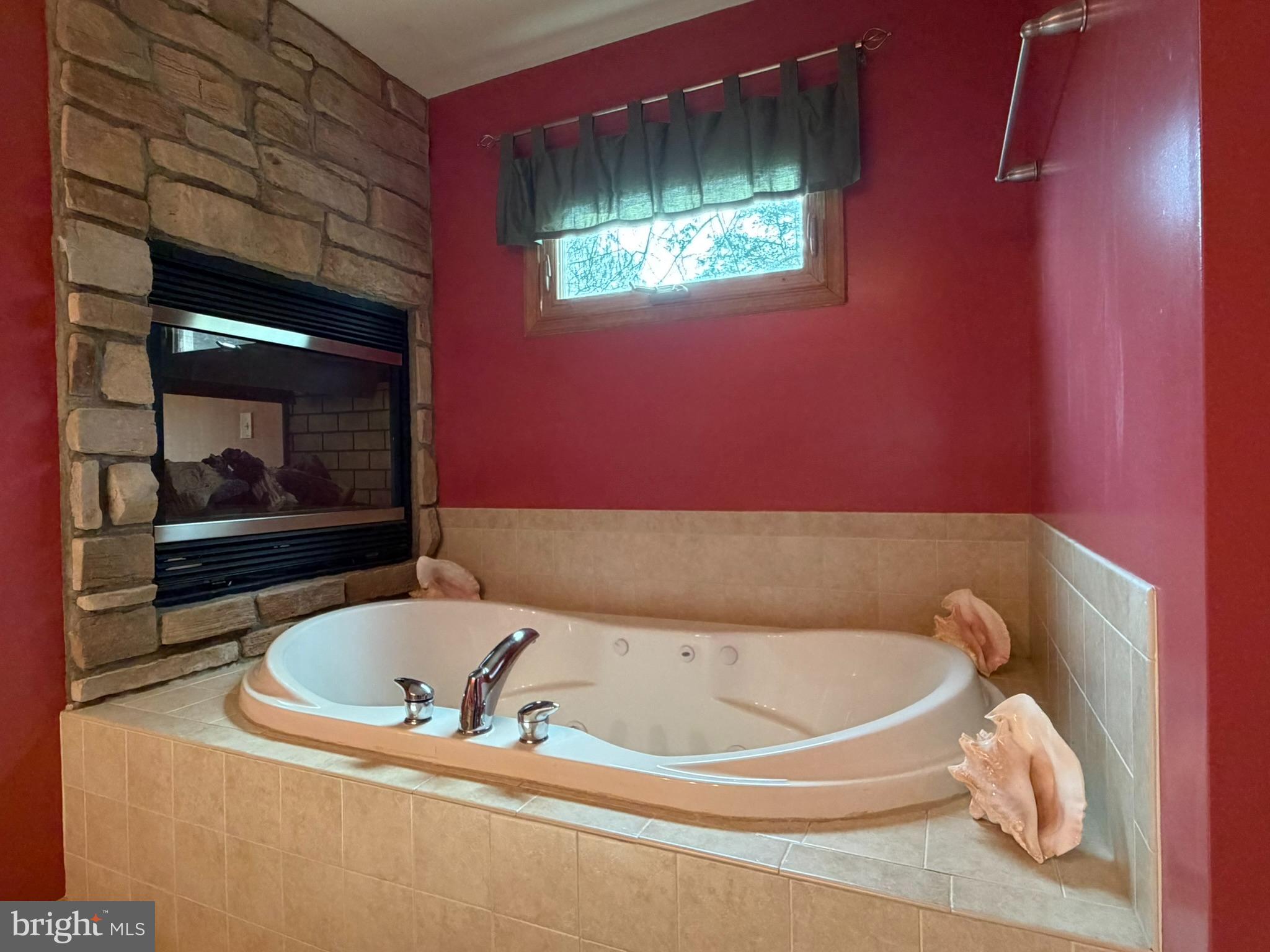 THE WOODS - Residential