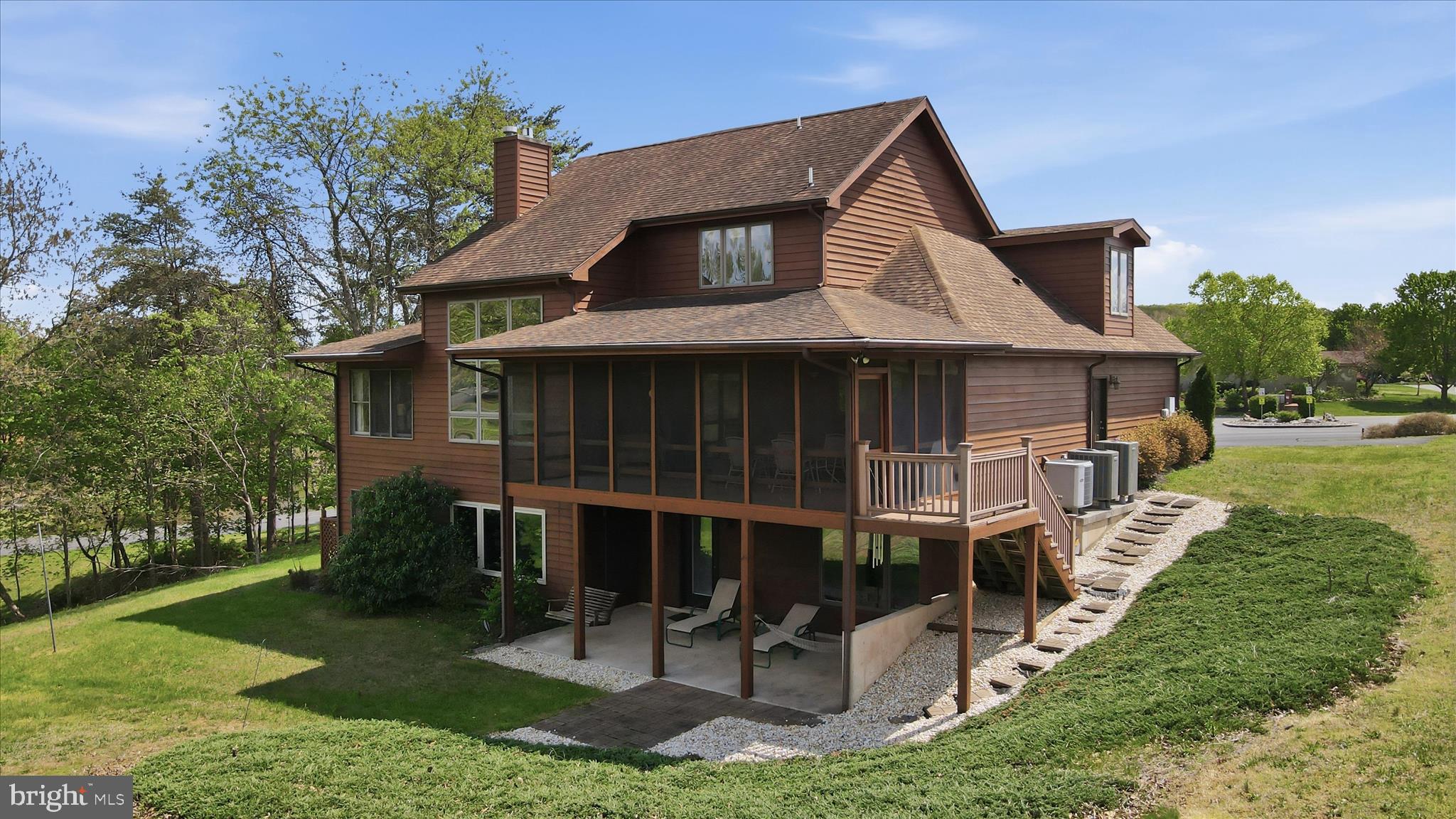 THE WOODS - Residential