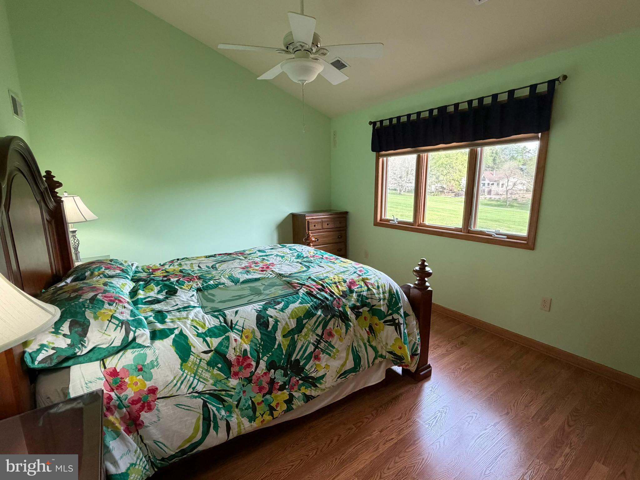 THE WOODS - Residential