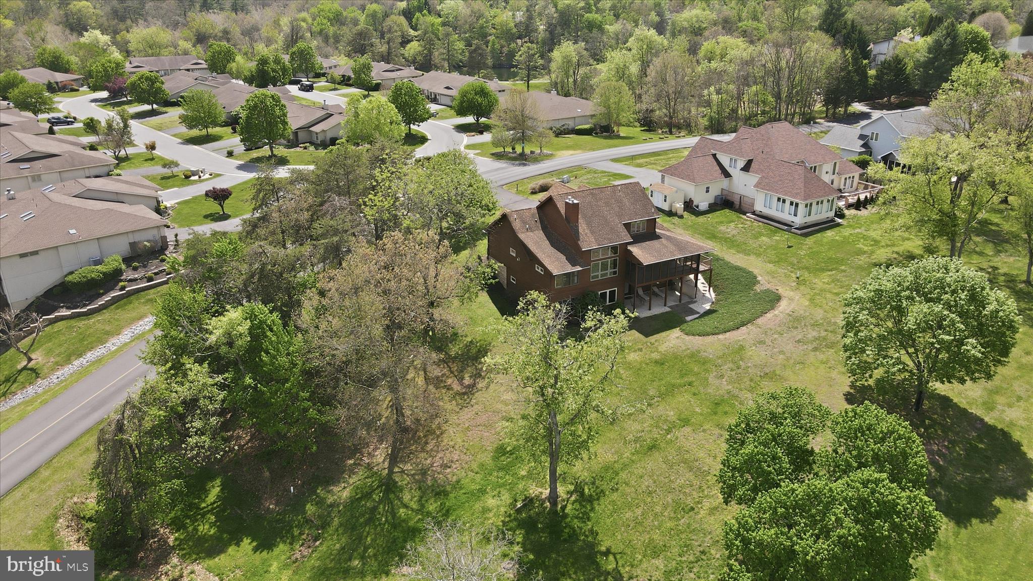 THE WOODS - Residential
