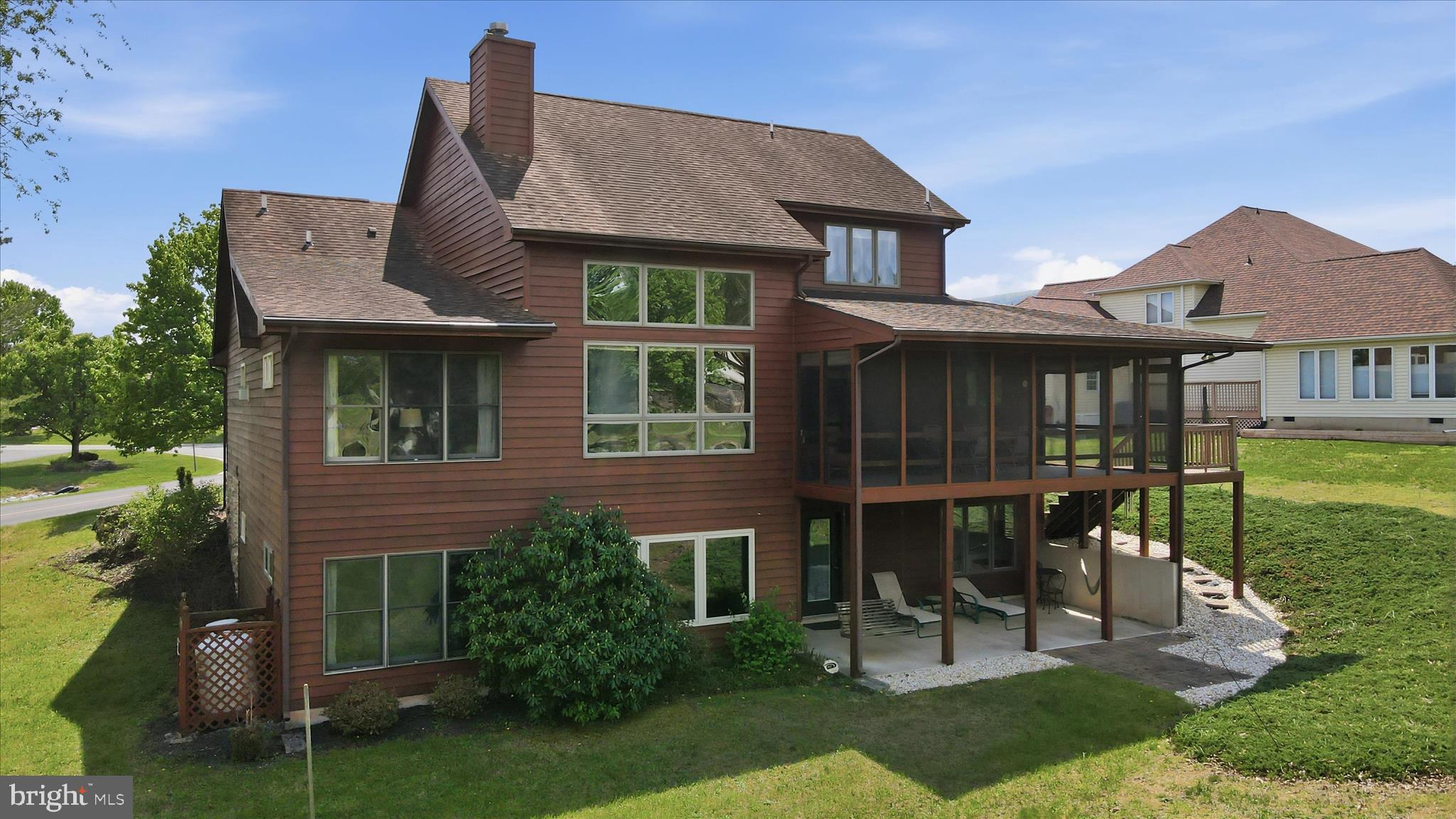 THE WOODS - Residential