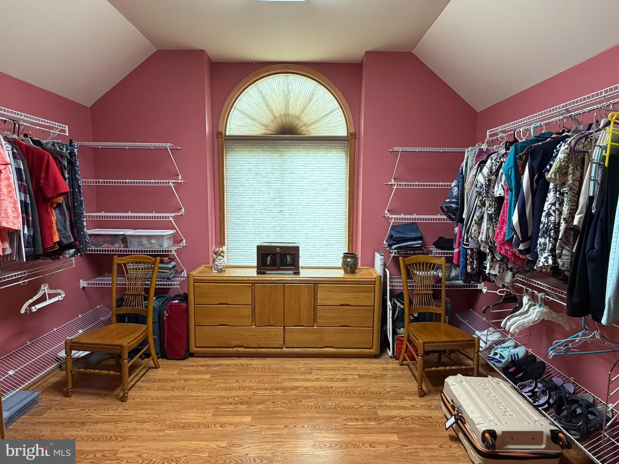 THE WOODS - Residential