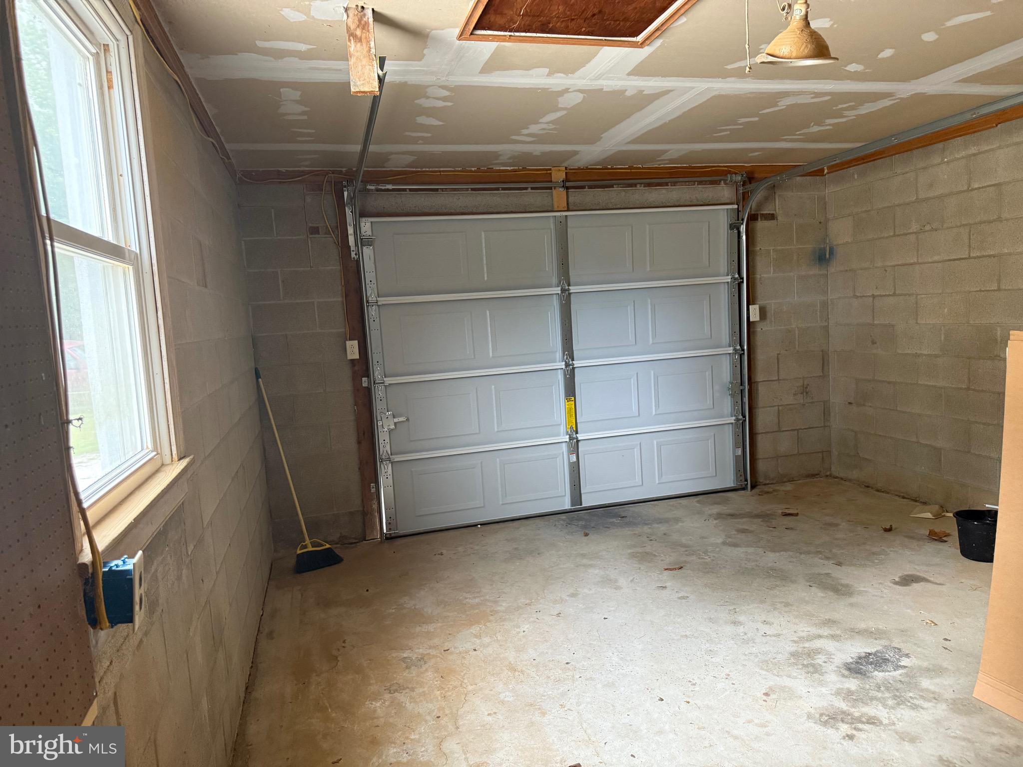 JENKINS CREEK - Residential