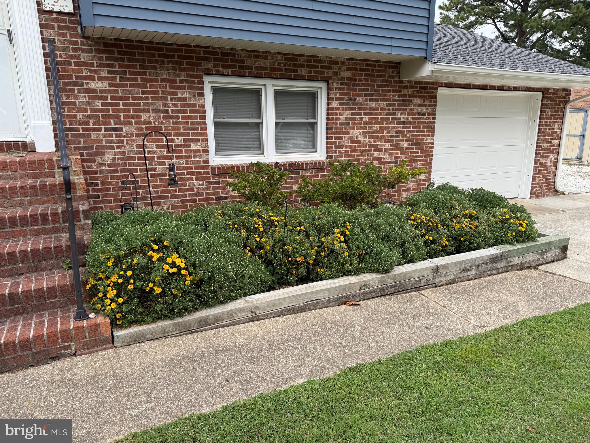 9 MERRYWEATHER DRIVE