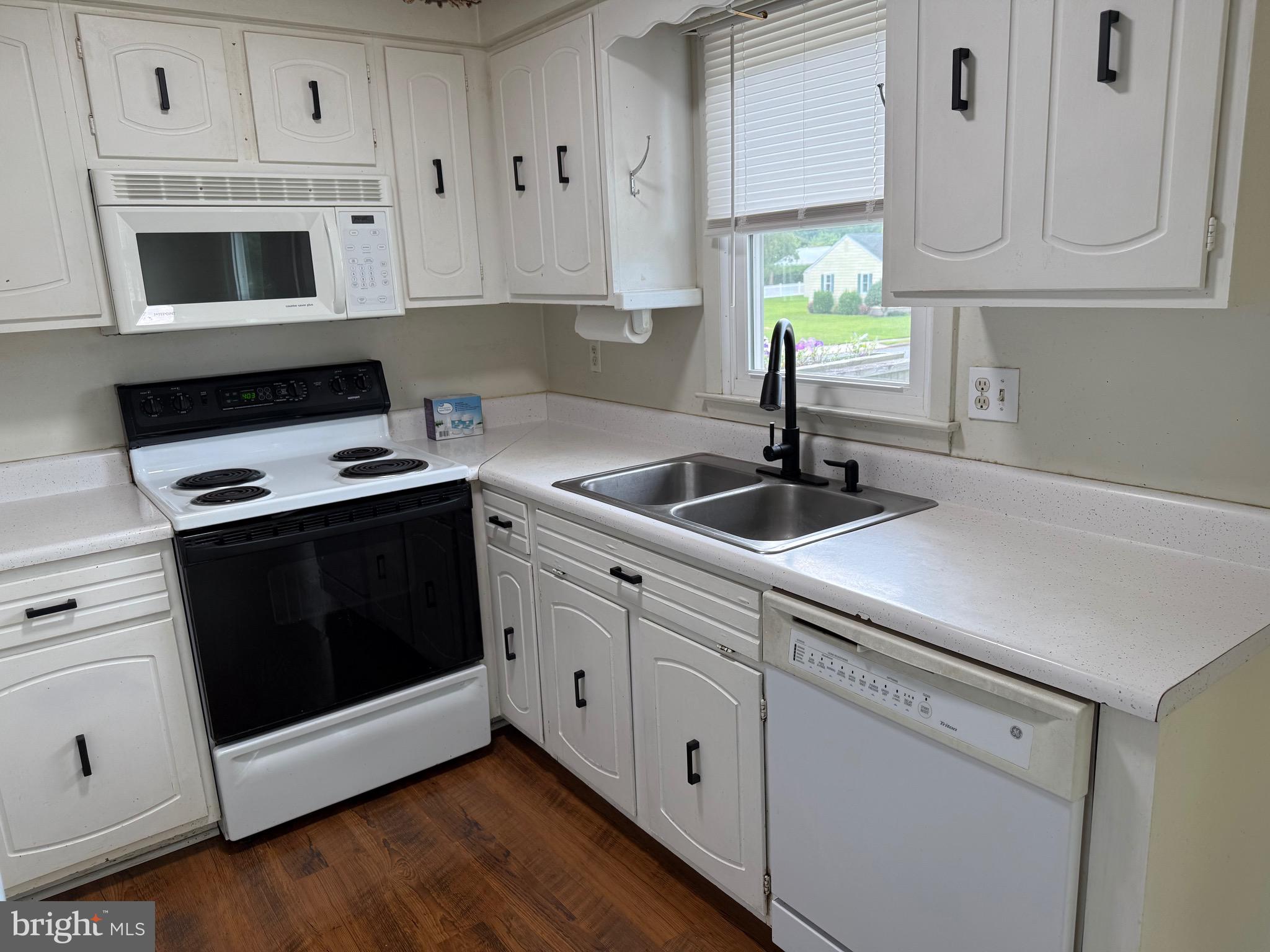 JENKINS CREEK - Residential