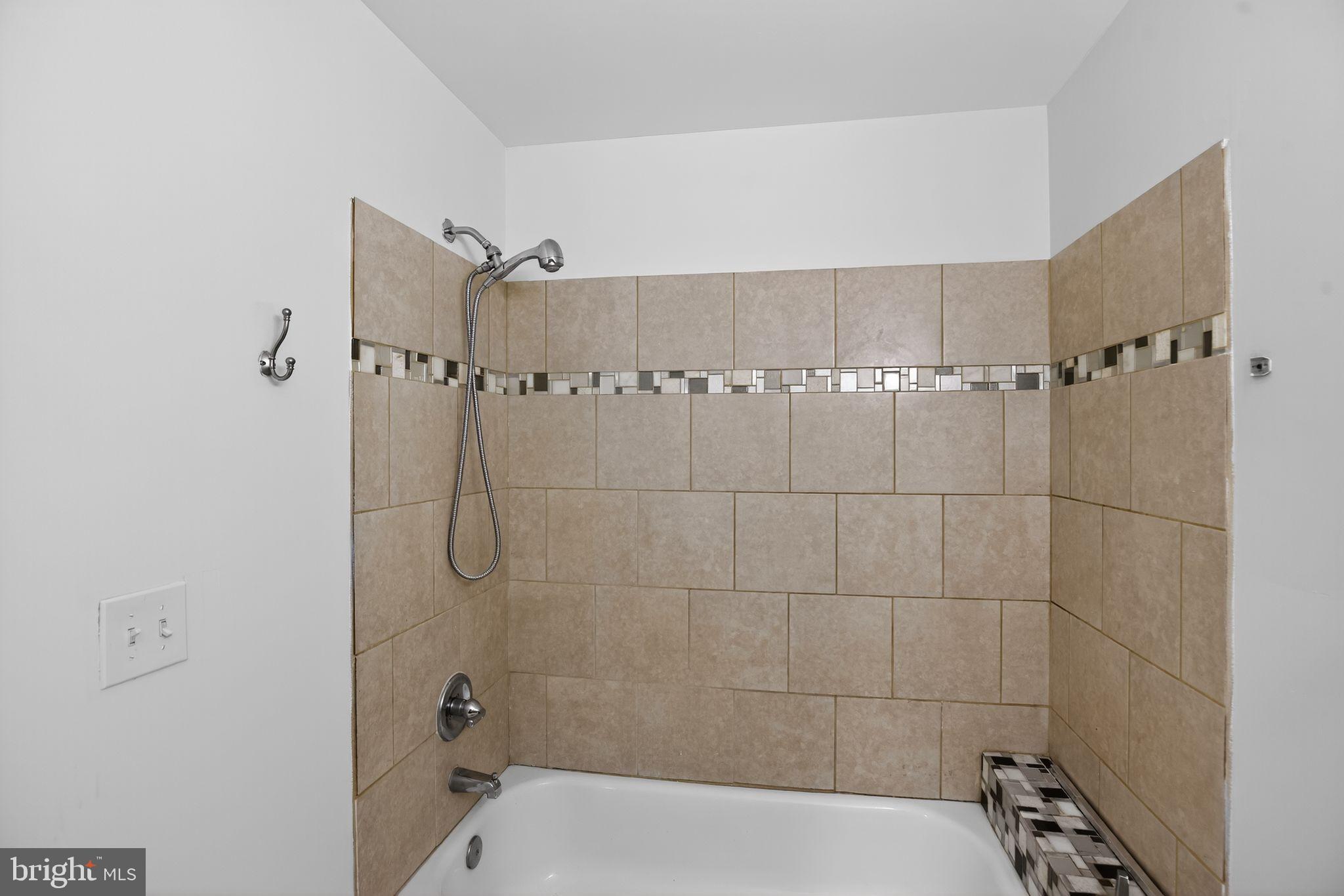 EAST BALTIMORE MIDWAY - Residential