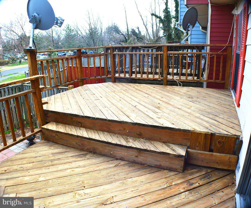 DUMBARTON SQUARE - Residential