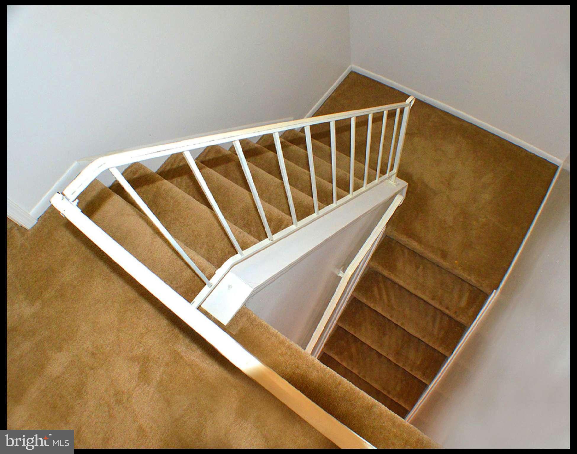 DUMBARTON SQUARE - Residential