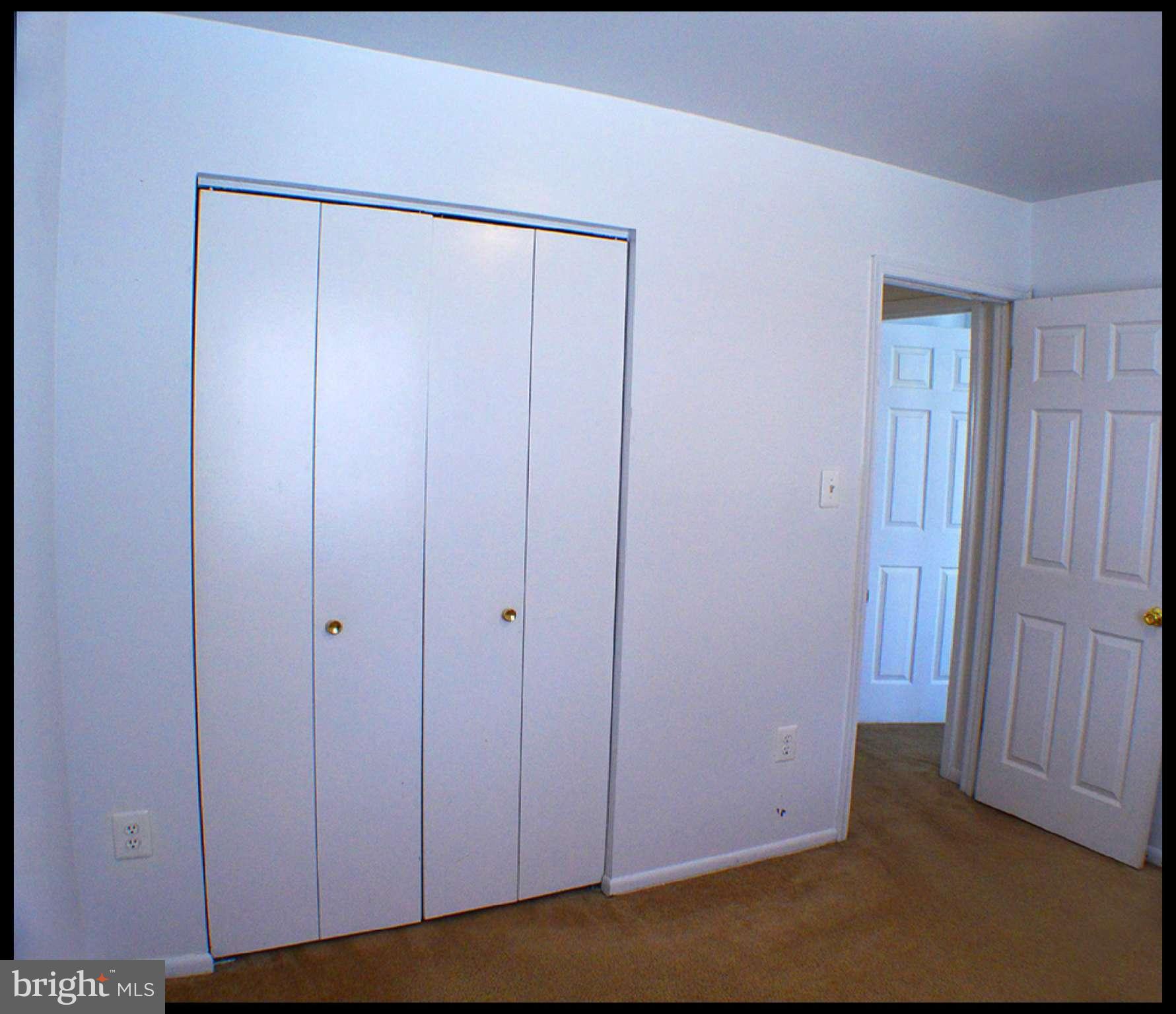 DUMBARTON SQUARE - Residential