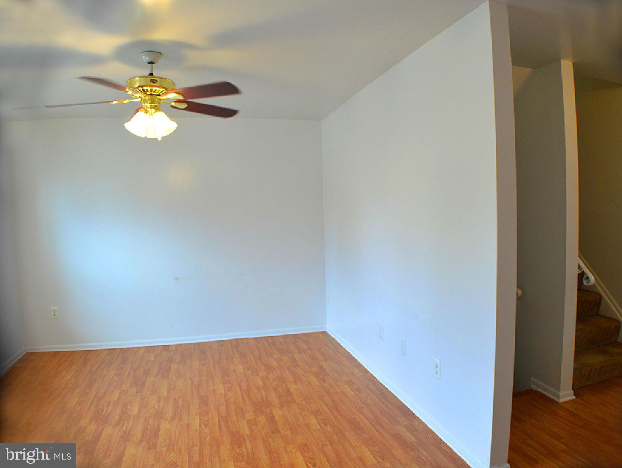 DUMBARTON SQUARE - Residential