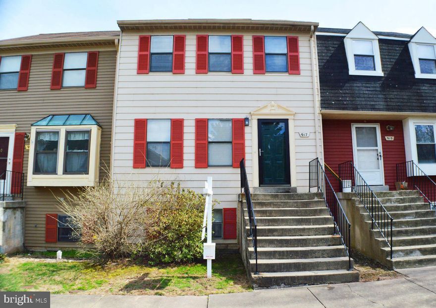 Beautiful 4BR/3.5BA, 3 level TH. Finished in-law suite OR Rental Unit.  Wood deck, patio and fenced yard. Pergo t-out main level. Formal LR & separate DR. Kitchen w/granite island & ceramic tile flooring. Spacious MBR suite w/MBA.  LL in-law suite walks out w/large FR, KIT, BR and full BA w/sep entr, all renovated in 2011. New roof, newer hot water heater. Close to Silver Line, Walk to W O&D .