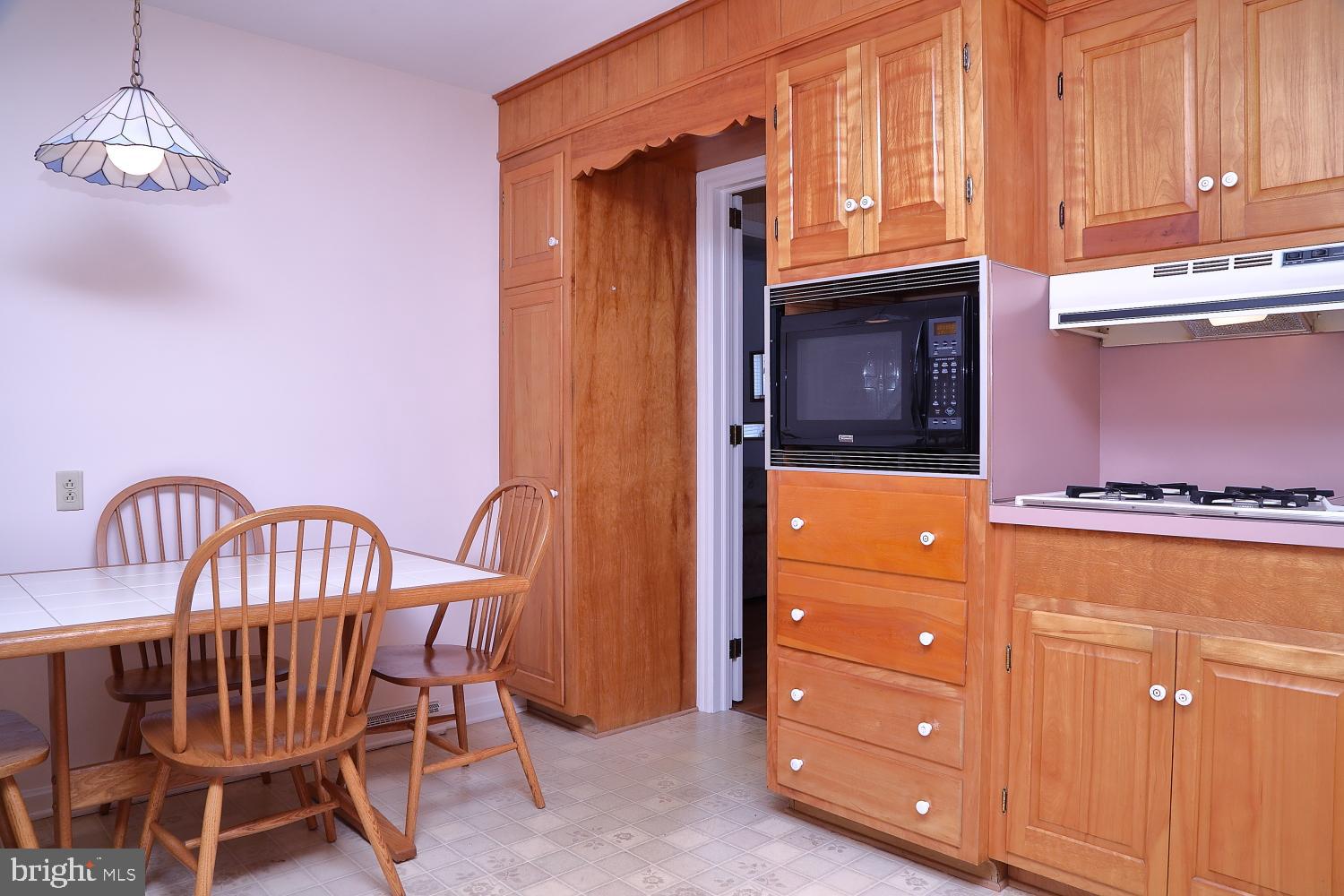 MANOR RIDGE - Residential