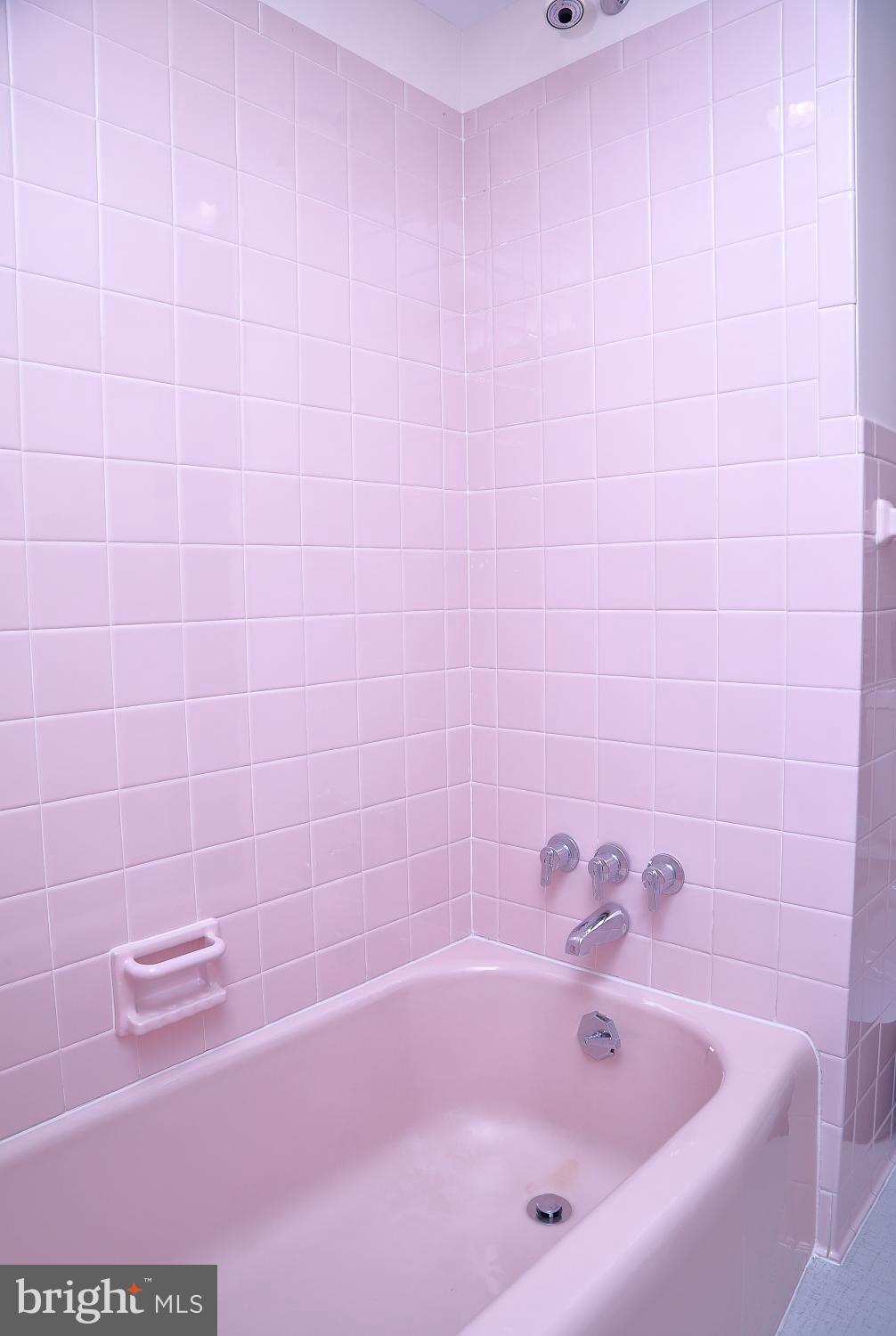 MANOR RIDGE - Residential