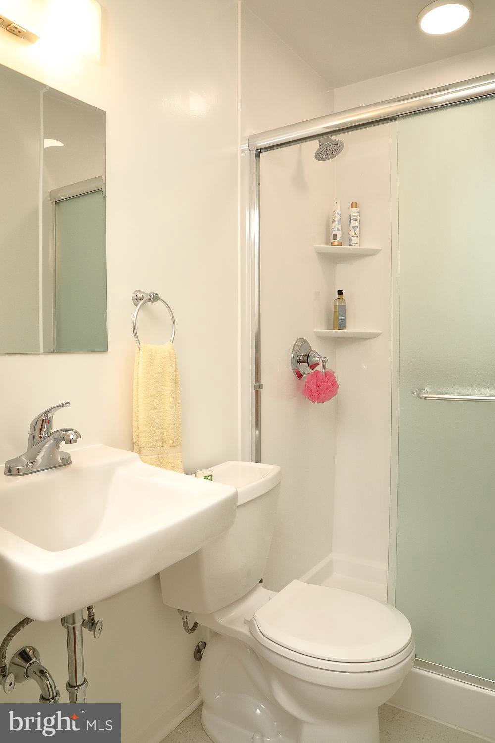 MANOR RIDGE - Residential