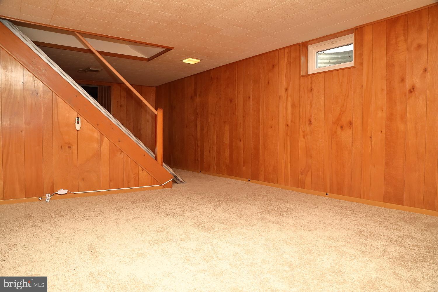 MANOR RIDGE - Residential