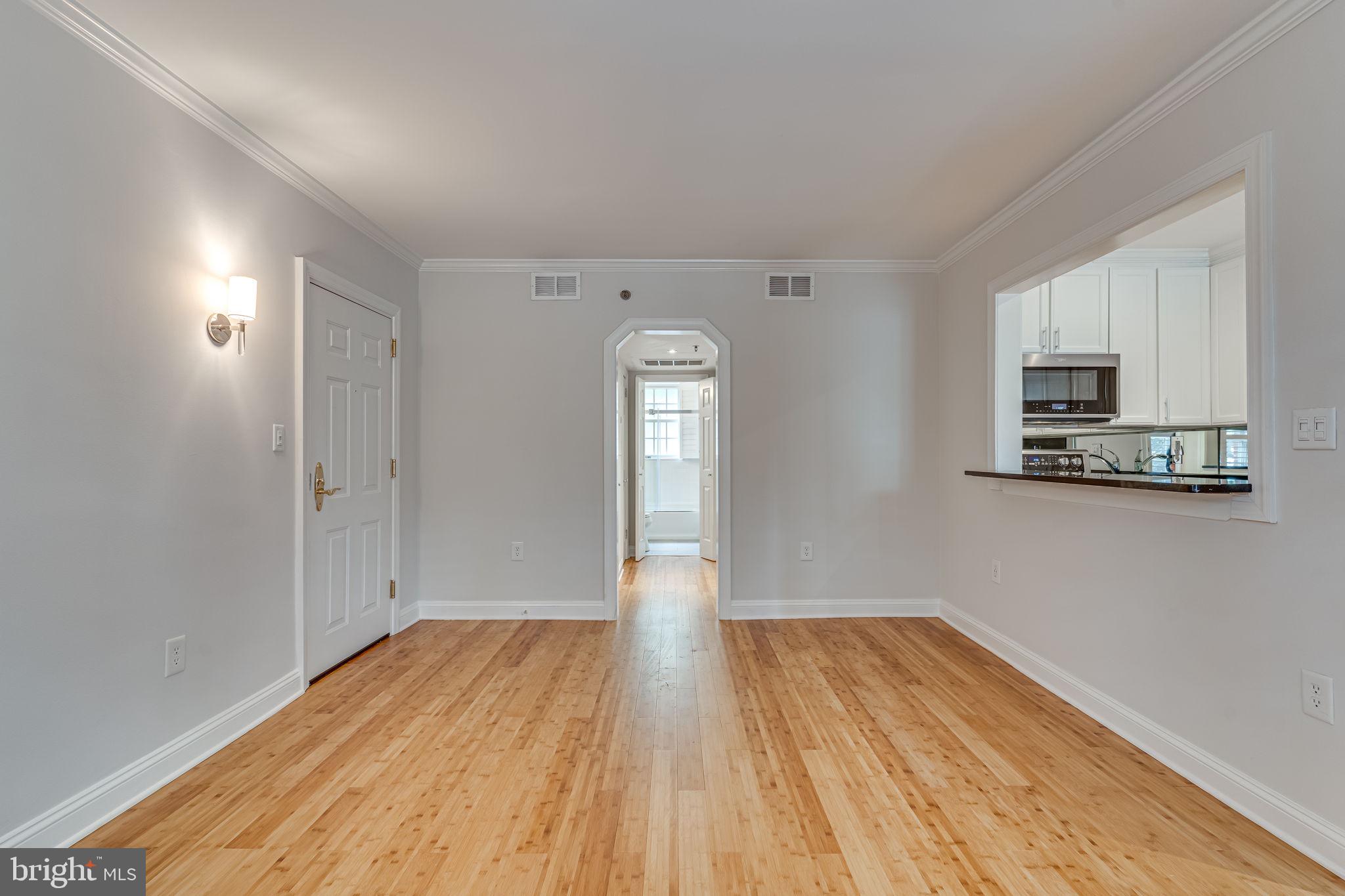 RIVERTON - Residential Lease