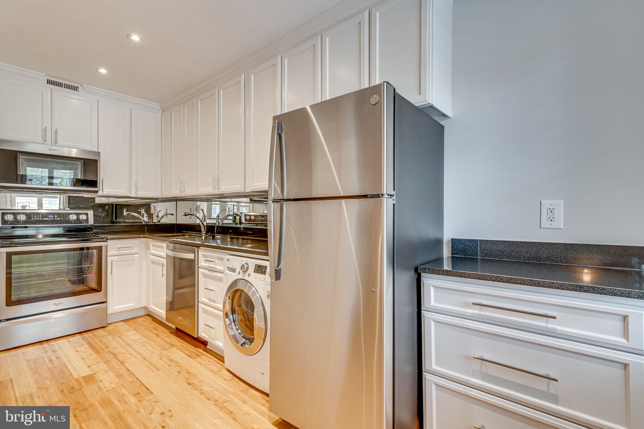 RIVERTON - Residential Lease