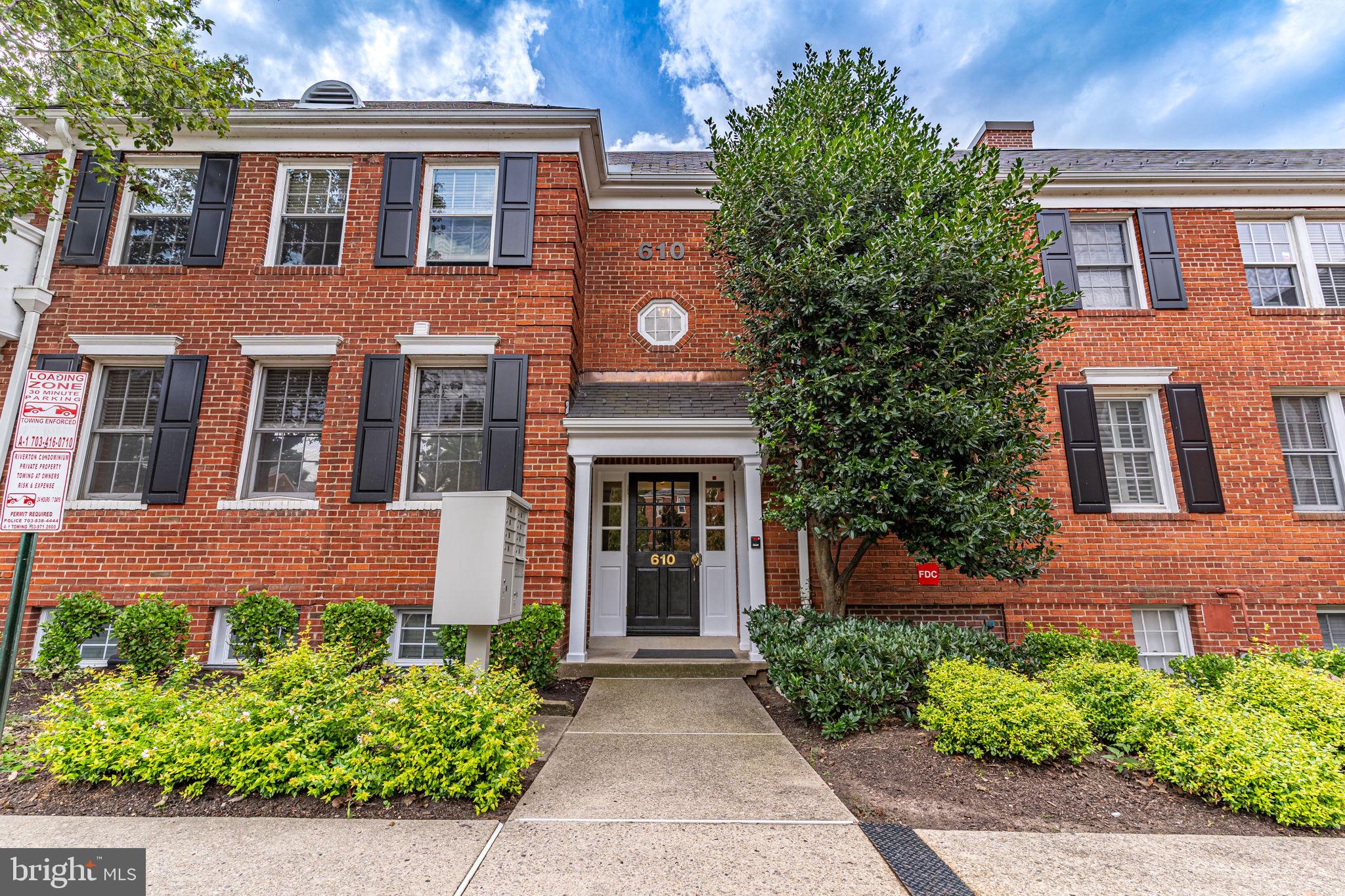 RIVERTON - Residential Lease