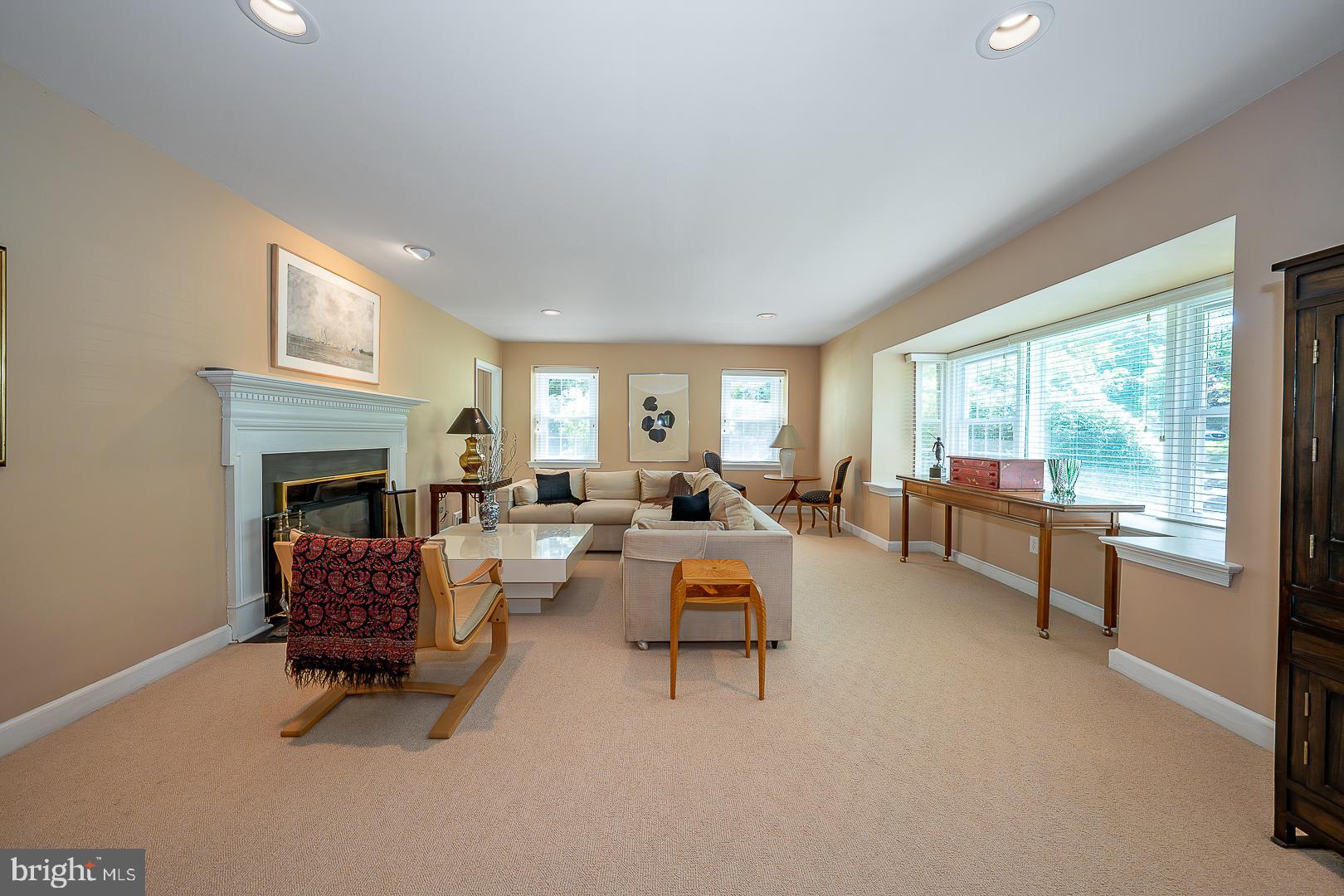 1125 HILLCREST ROAD