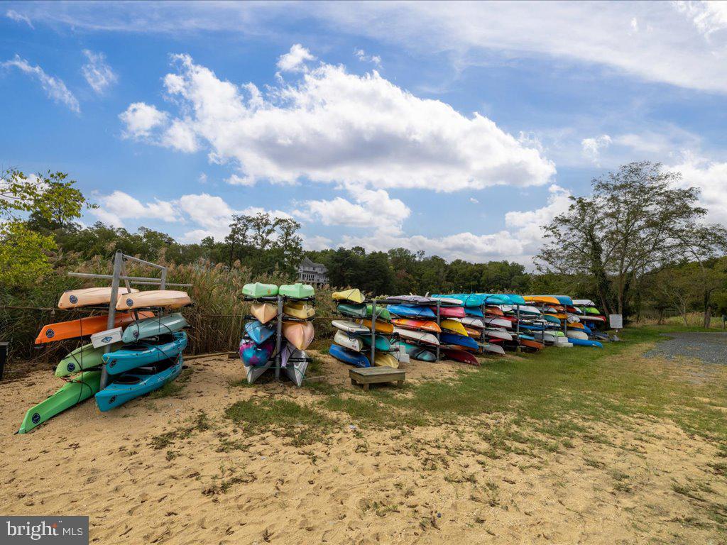CHESAPEAKE HARBOUR - Residential