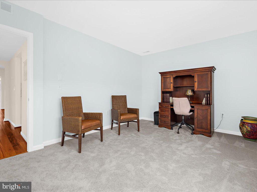 CHESAPEAKE HARBOUR - Residential