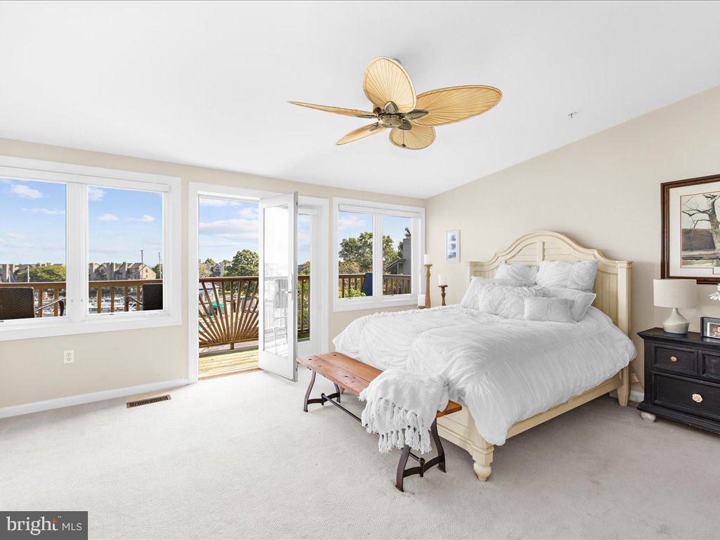 CHESAPEAKE HARBOUR - Residential