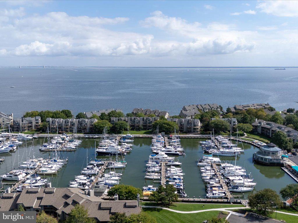 CHESAPEAKE HARBOUR - Residential