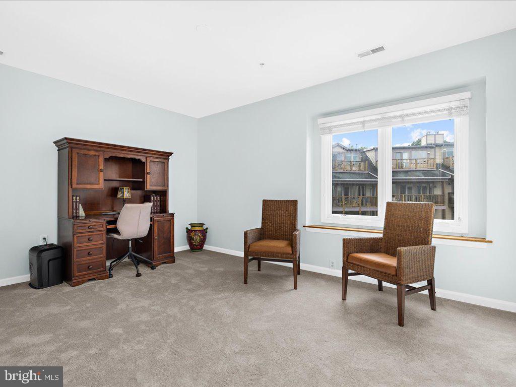 CHESAPEAKE HARBOUR - Residential