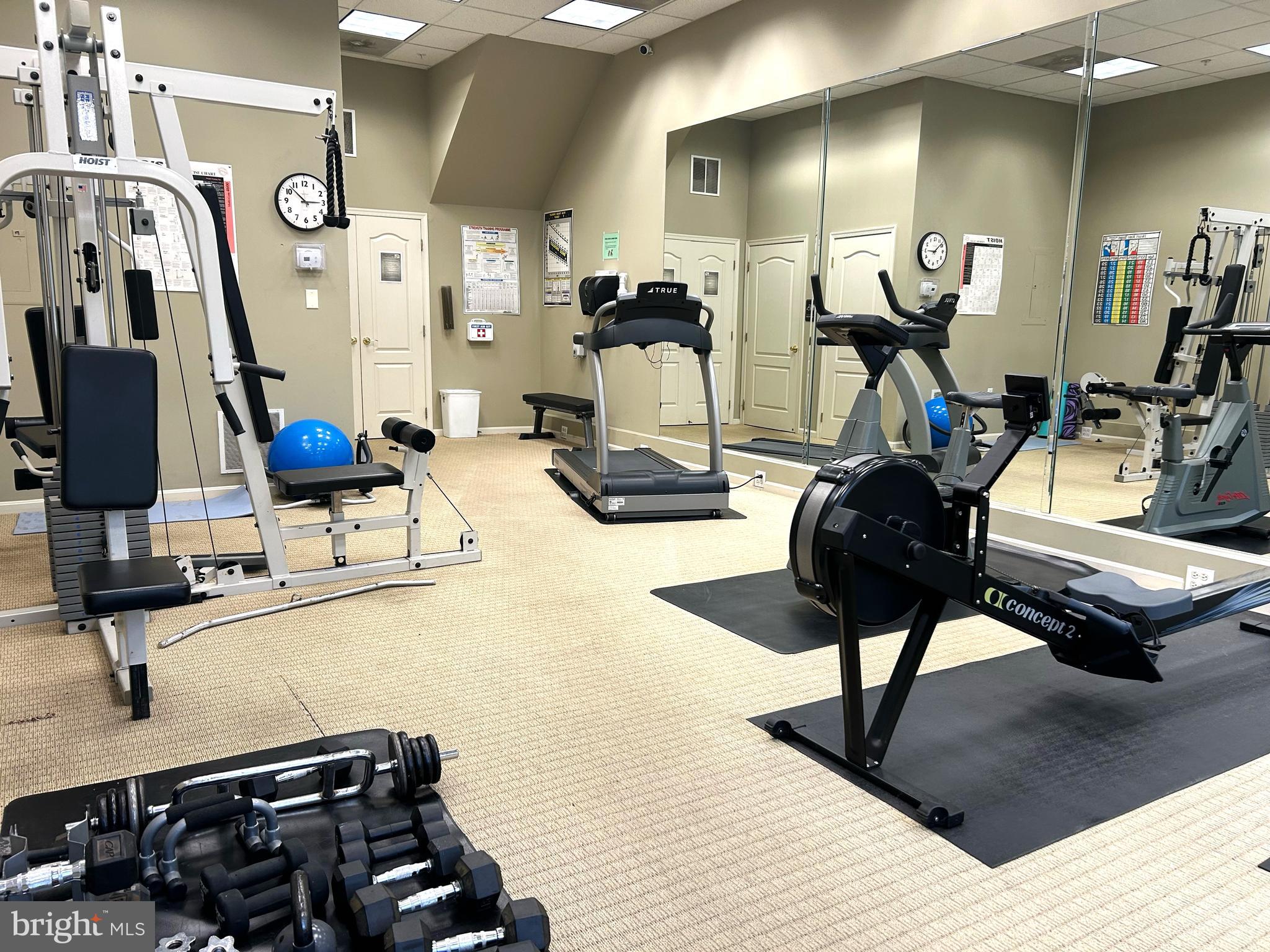 CHESAPEAKE HARBOUR - Residential