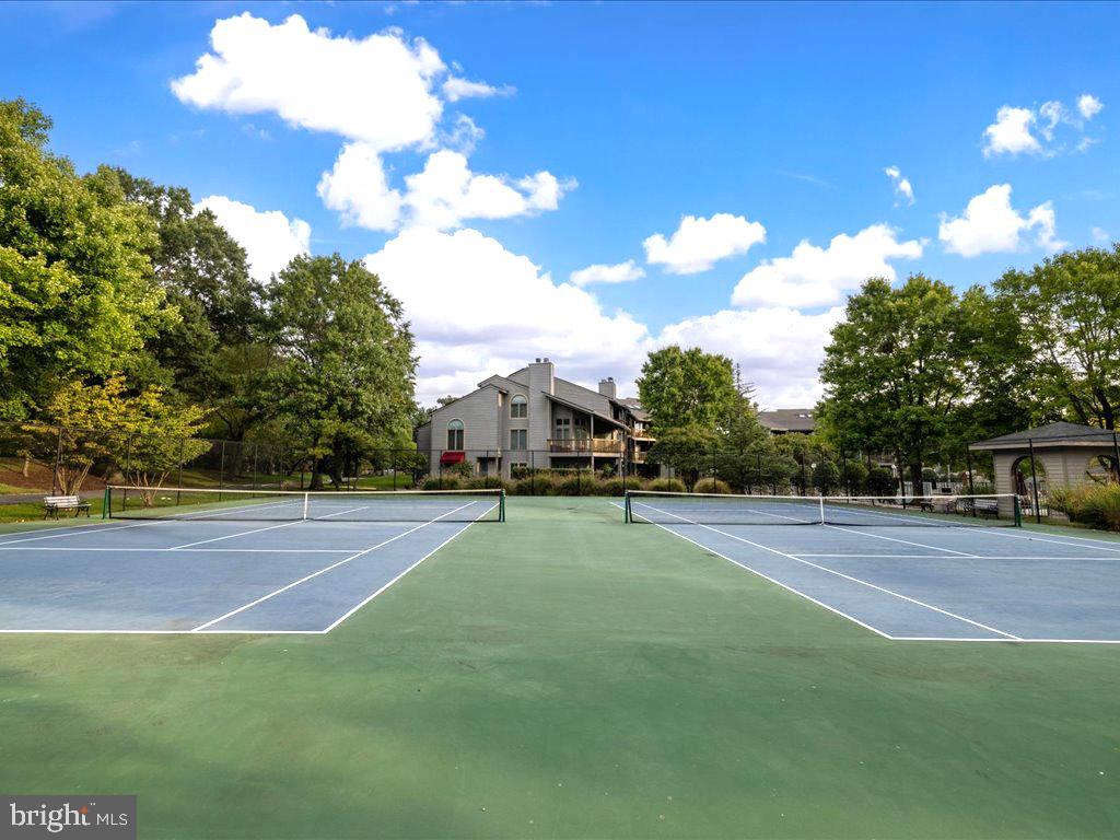 CHESAPEAKE HARBOUR - Residential