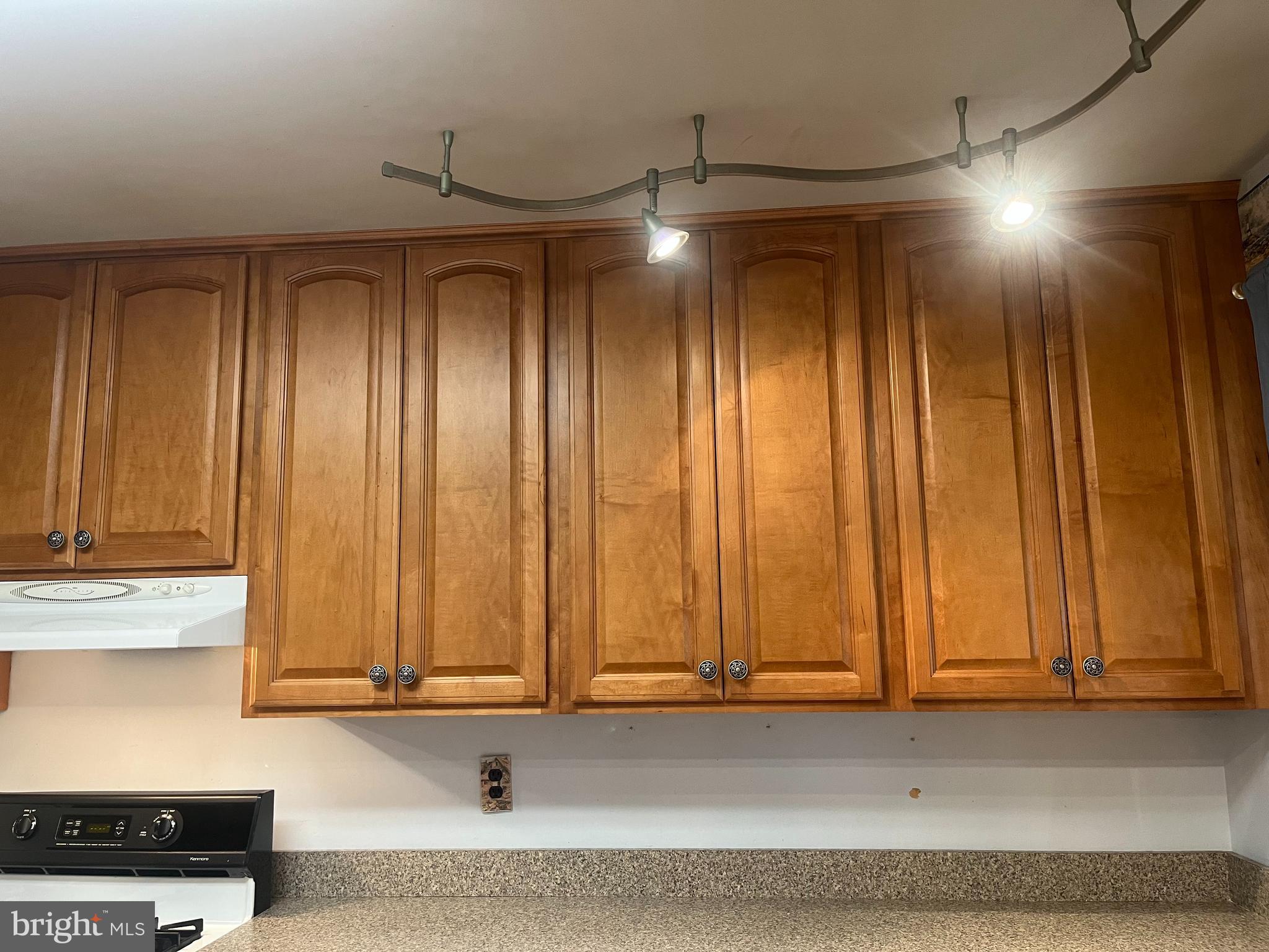 PINECREST - Residential