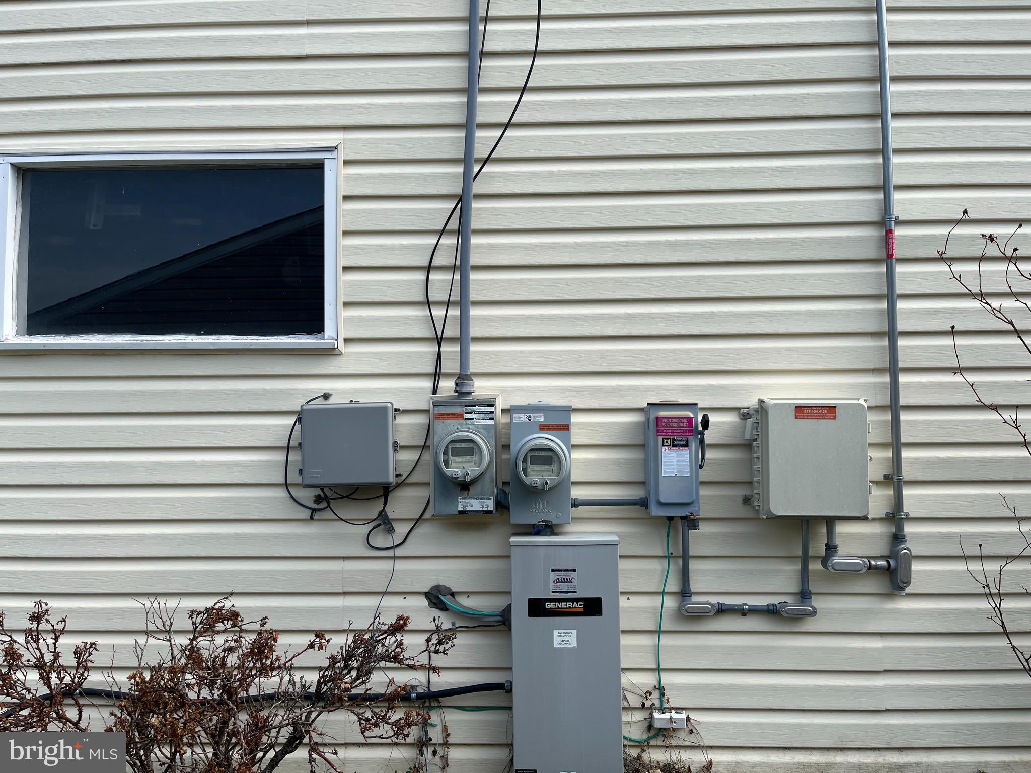 PINECREST - Residential