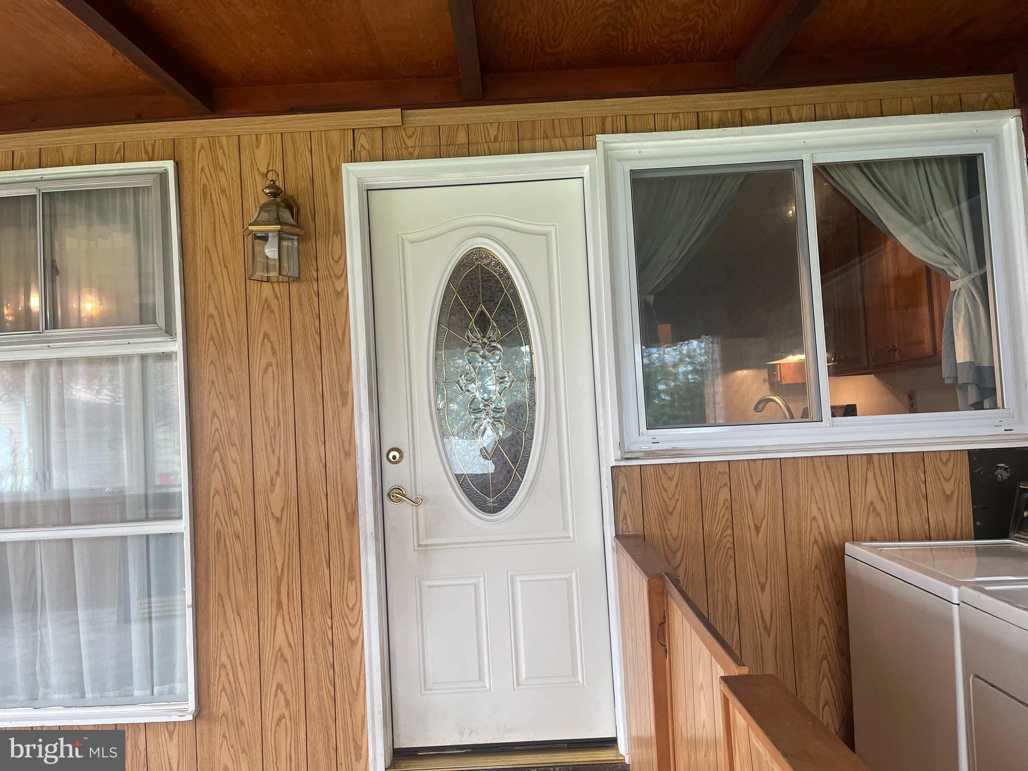 PINECREST - Residential
