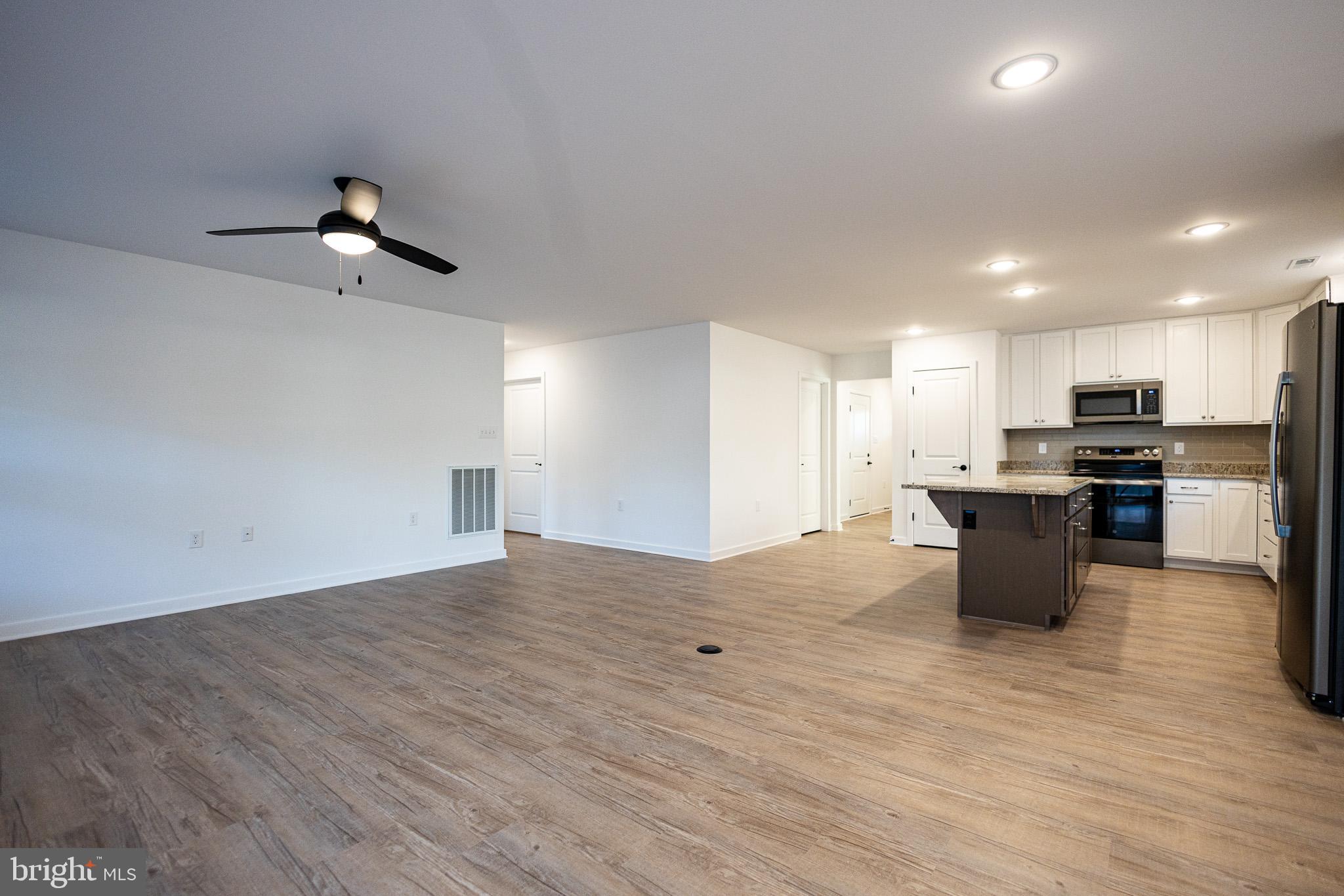 THE VILLAS AT WARM SPRINGS - Residential